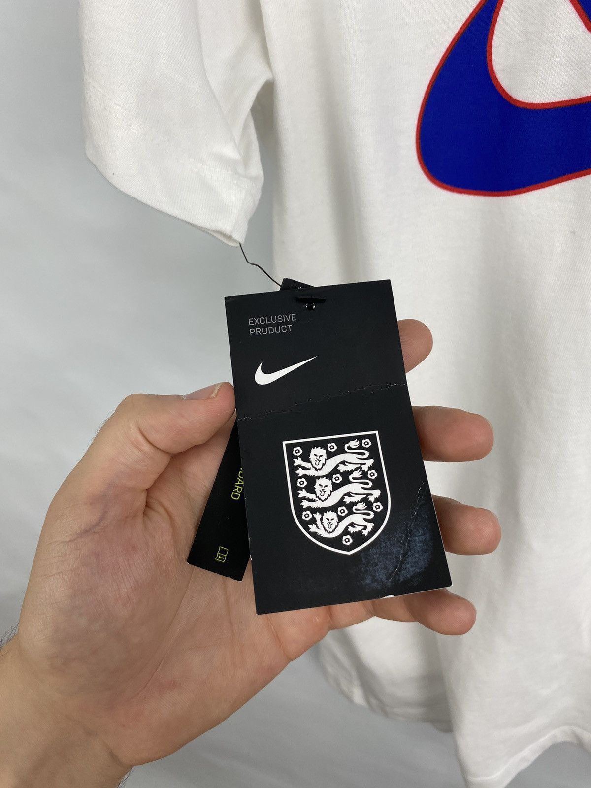 Nike 🏴󠁧󠁢󠁥󠁮󠁧󠁿 Nike England Soccer T-Shirt Rare Retro Hype Y2K Size US S / EU 44-46 / 1 - 9 Thumbnail