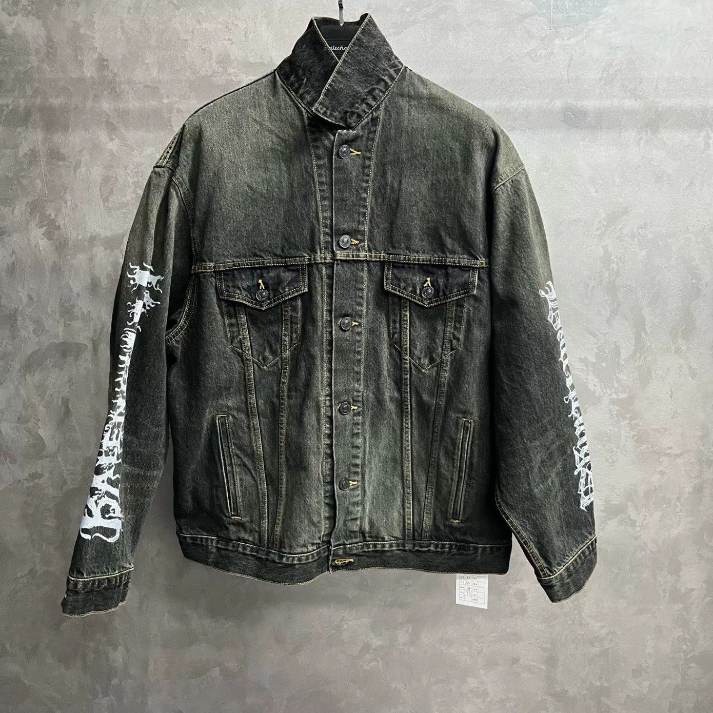 Balenciaga Balenciaga Retro Graphic Gray Light Jacket xs Men Size US XS / EU 42 / 0 - 1 Thumbnail