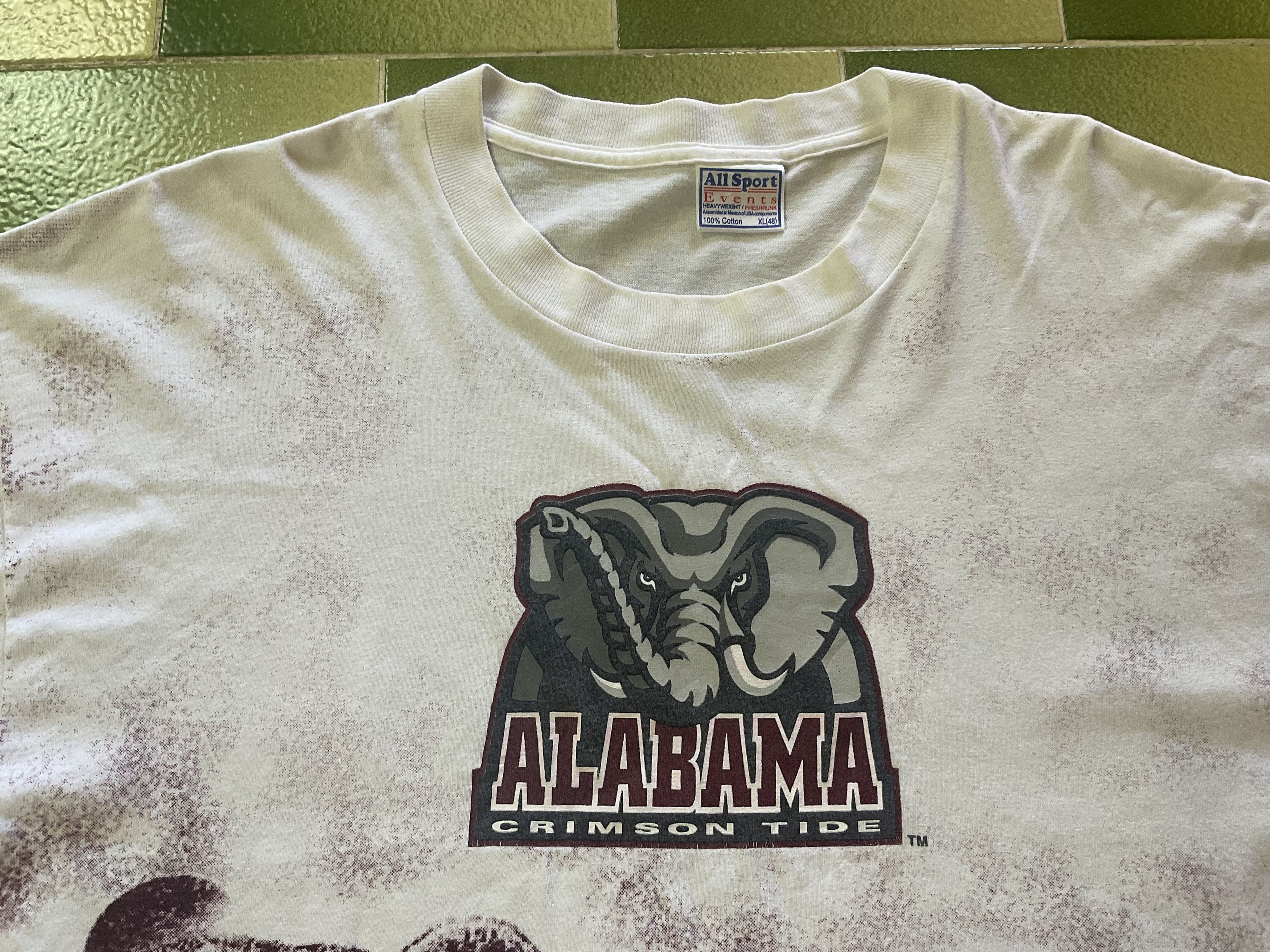 NCAA Vintage 90s Alabama Crimson Tide football All Over Print Tee Size US XL / EU 56 / 4 - 3 Thumbnail