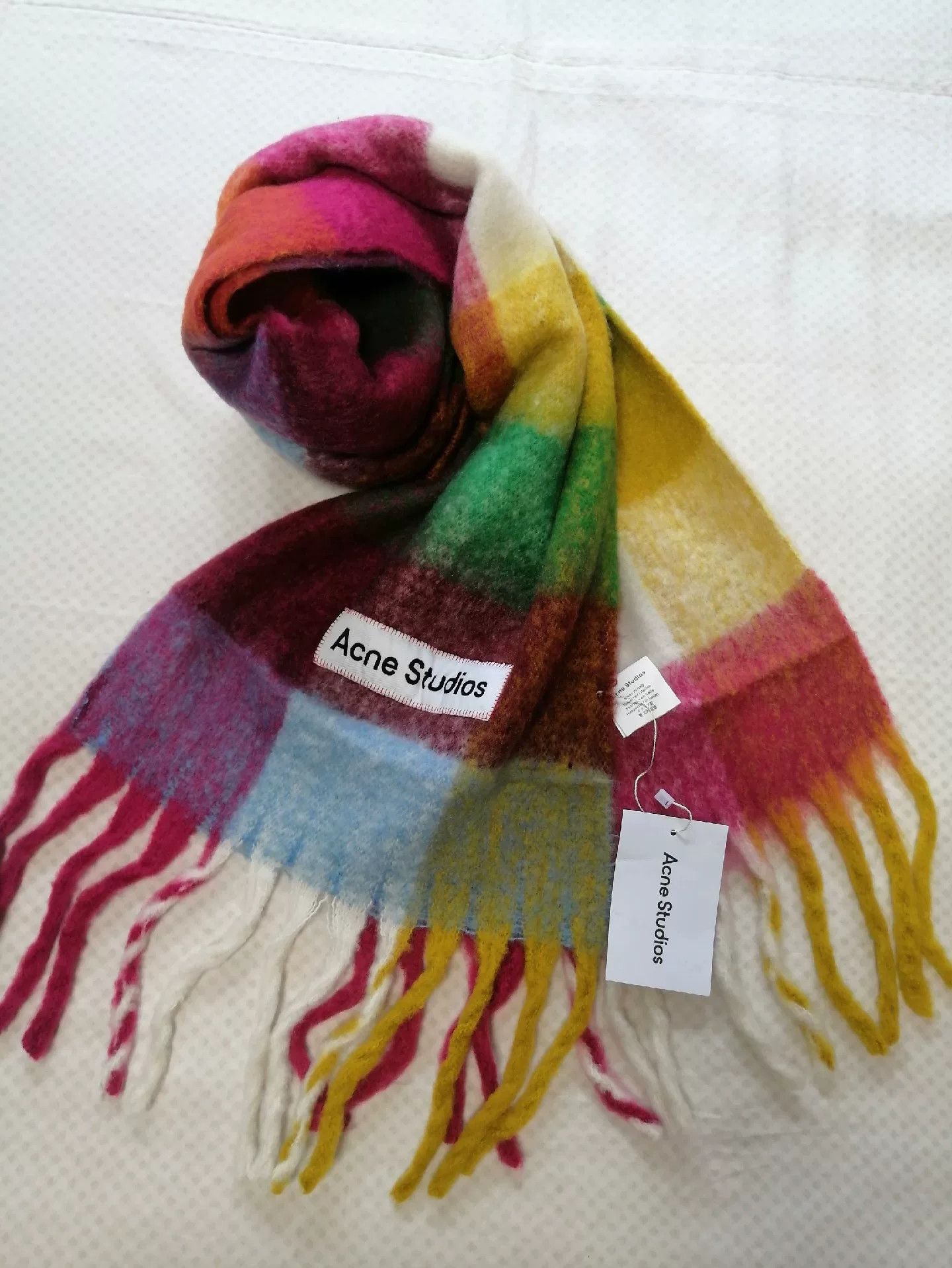 Acne Studios Acne Studios Classic Plaid Fringe Scarf Size ONE SIZE - 1 Thumbnail