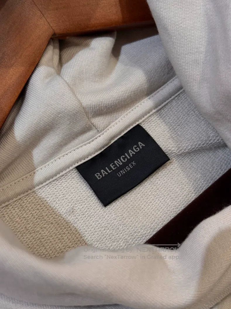 Balenciaga Balenciaga Fake Two-Piece 3XL Off-White Hoodie - Size 3 Size US L / EU 52-54 / 3 - 3 Thumbnail