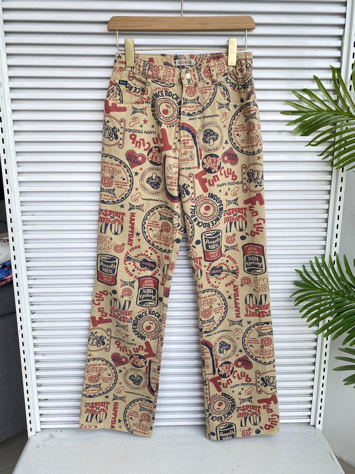 Angel Blue Vintage Angel Blue Printed All Overprinted / Hysteric Size US 26 / EU 42 - 1 Thumbnail