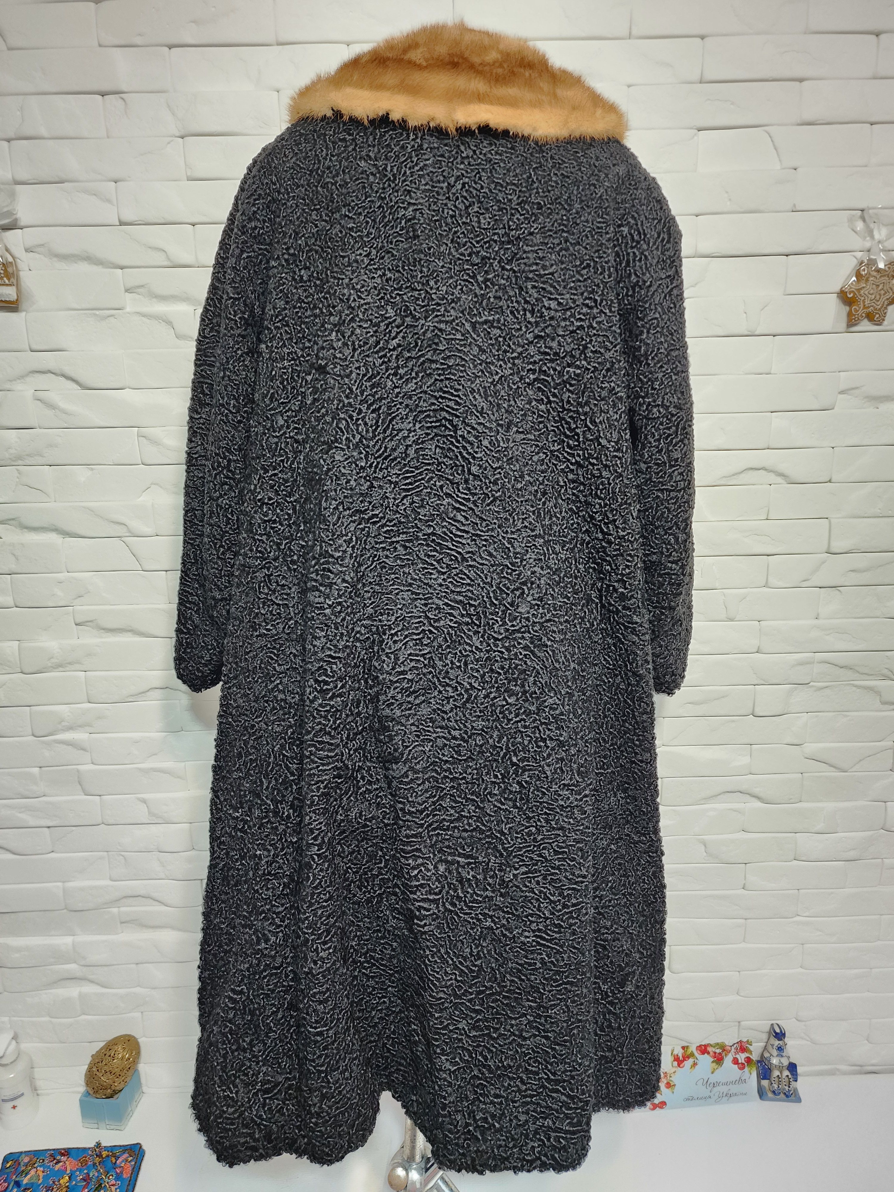 Furla Black Sheepskin Fur Coat: Women's Warm Winter Outerwear Size XL / US 12-14 / IT 48-50 - 4 Thumbnail