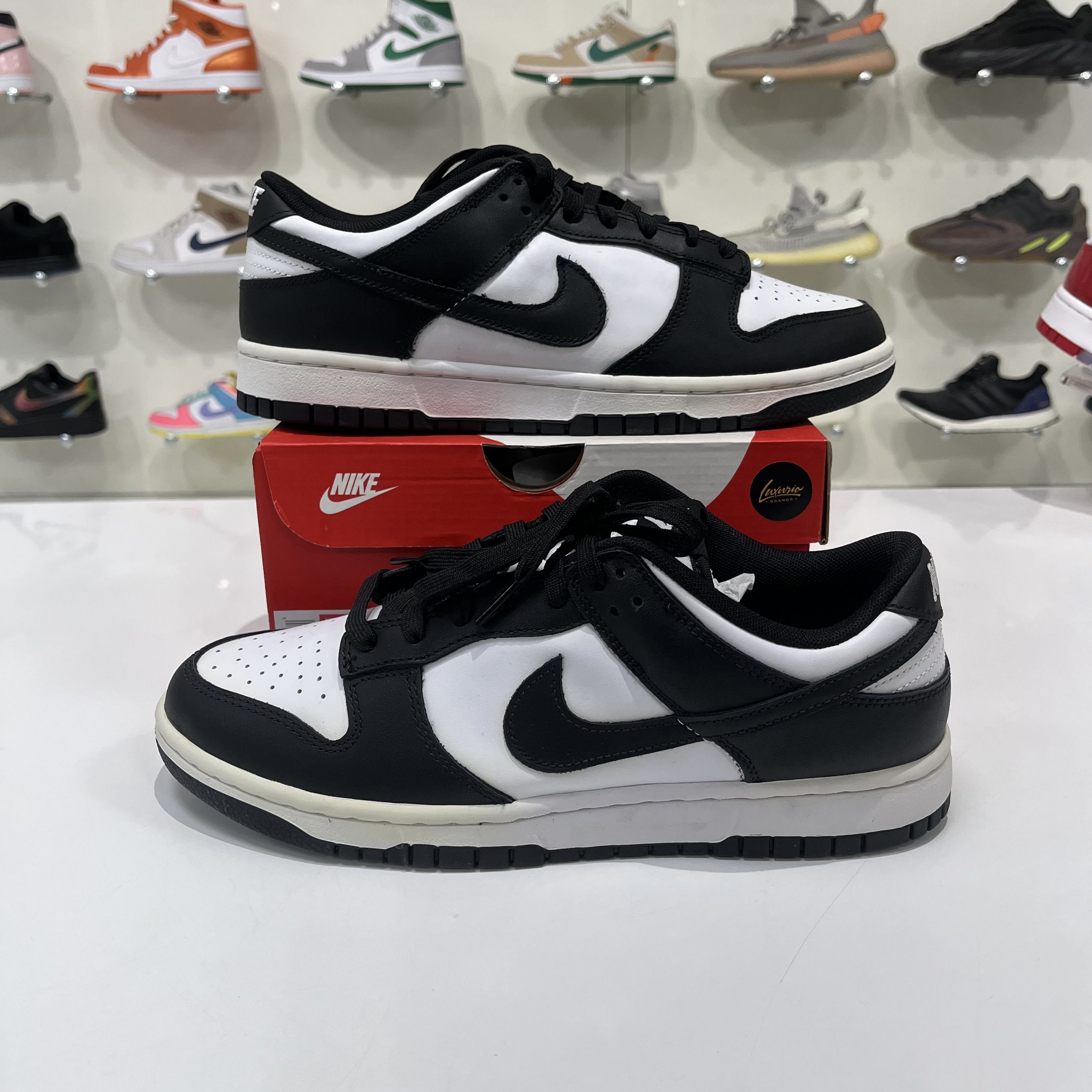 Nike Nike Dunk Low retro Black White Size US 9.5 / EU 42-43 - 1 Thumbnail
