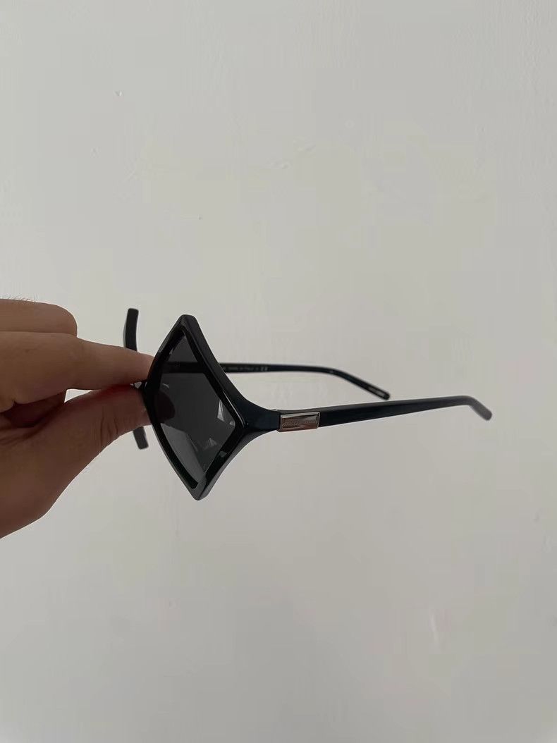 Dolce & Gabbana Dolce&Gabbana DG runway structural diamond-shaped sunglasses Size ONE SIZE - 3 Thumbnail