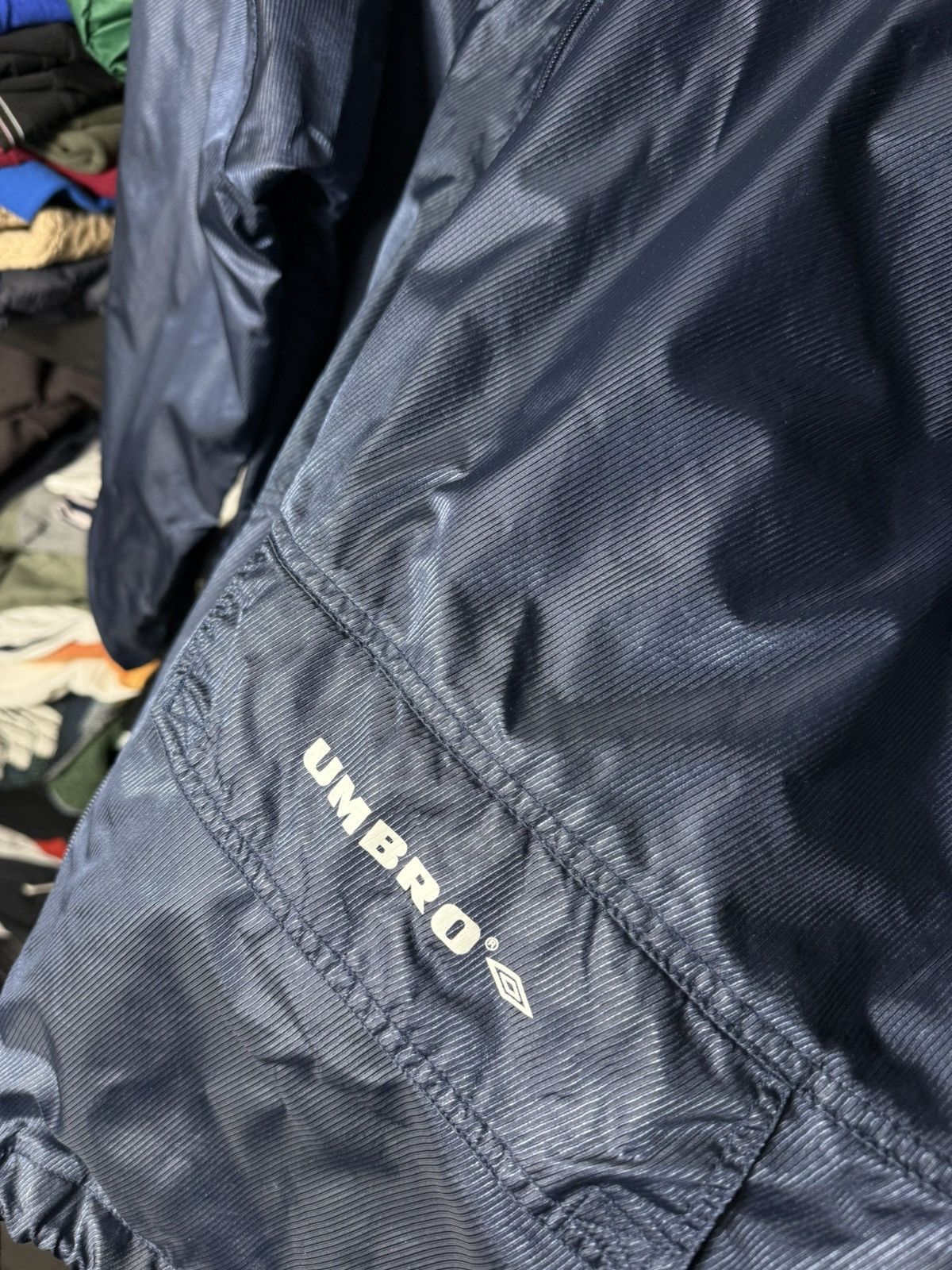 Umbro Umbro Vintage Windbreaker Jacket Navy Y2K Track Jacket Zip Size US M / EU 48-50 / 2 - 5 Thumbnail