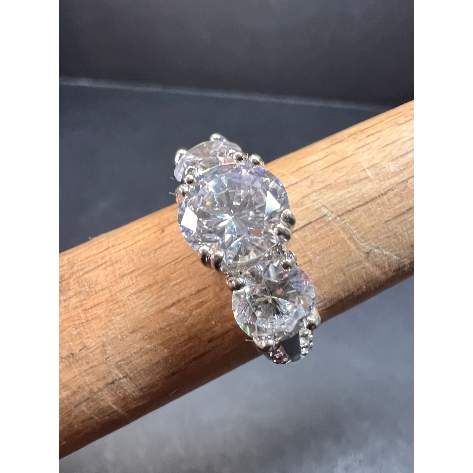 Other Vintage 3 stone CZ sterling silver ring size 7 Size ONE SIZE - 3 Thumbnail