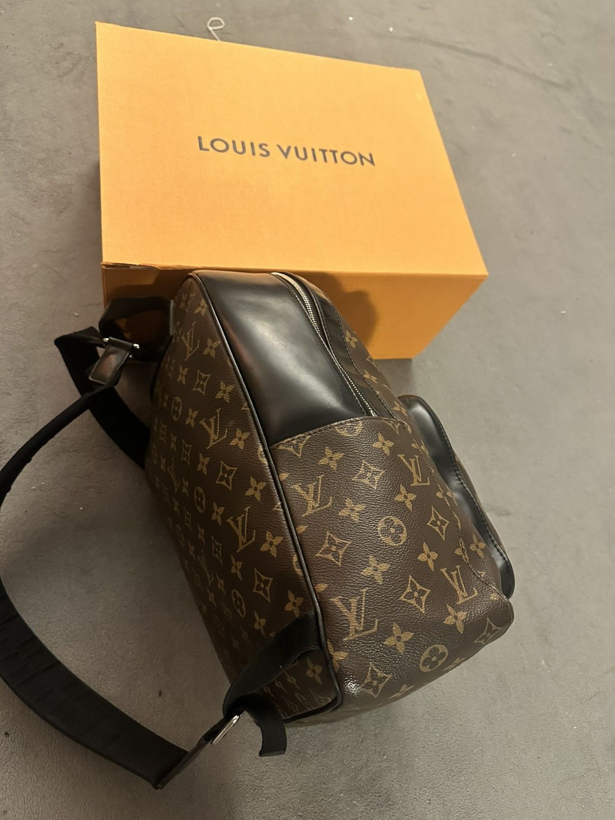 Louis Vuitton Louis Vuitton Josh monogram Size ONE SIZE - 10 Thumbnail
