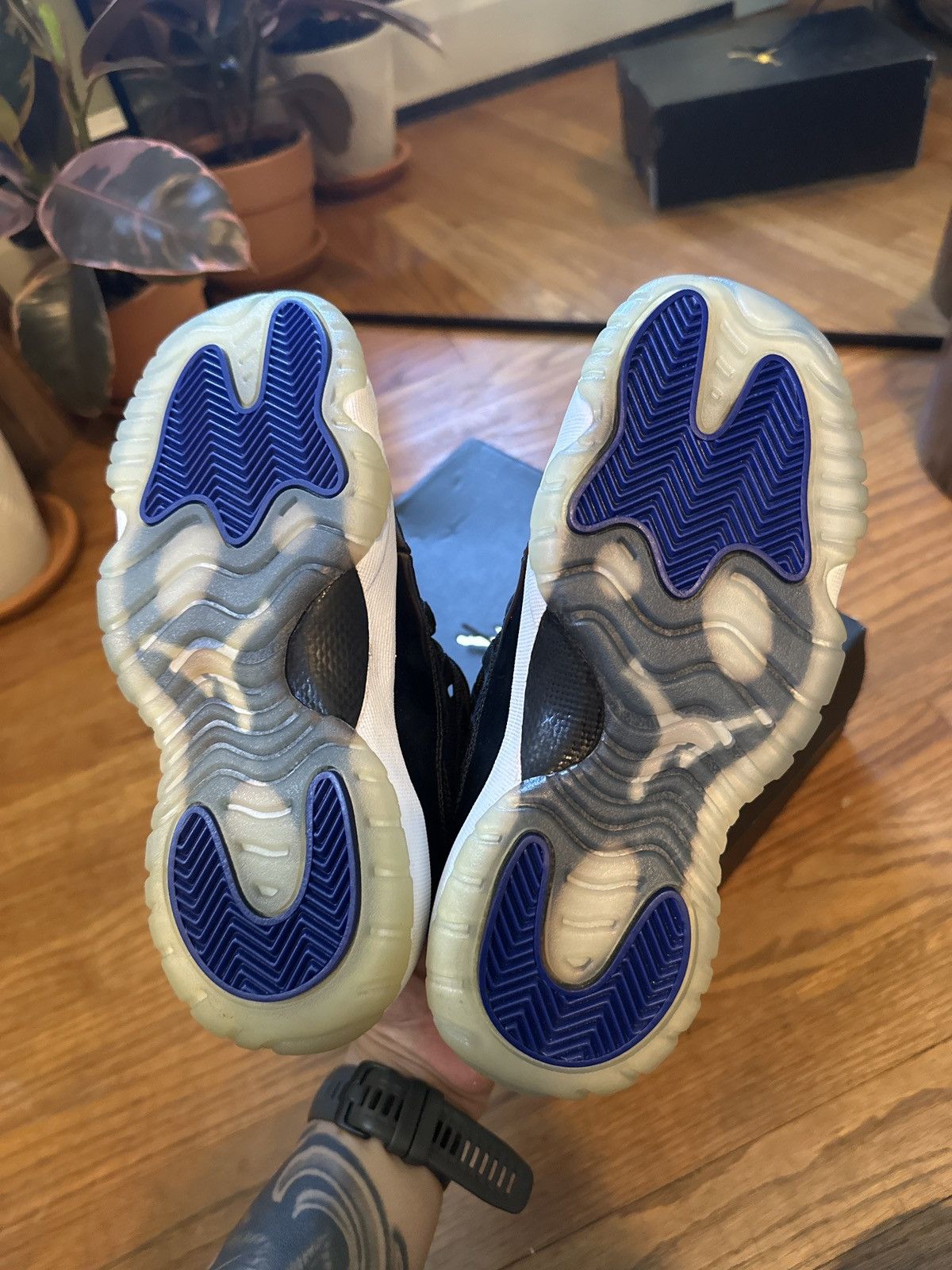 Jordan Brand Air Jordan 11 Retro BG Size US 4.5 / IT 34.5 - 7 Thumbnail