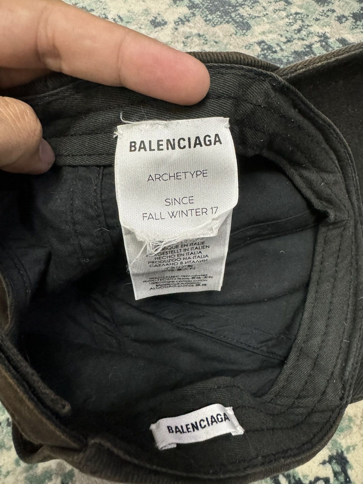 Balenciaga BALENCIAGA FW2017 DISTRESSED DESTROYED LOOK CAP Size ONE SIZE - 7 Thumbnail