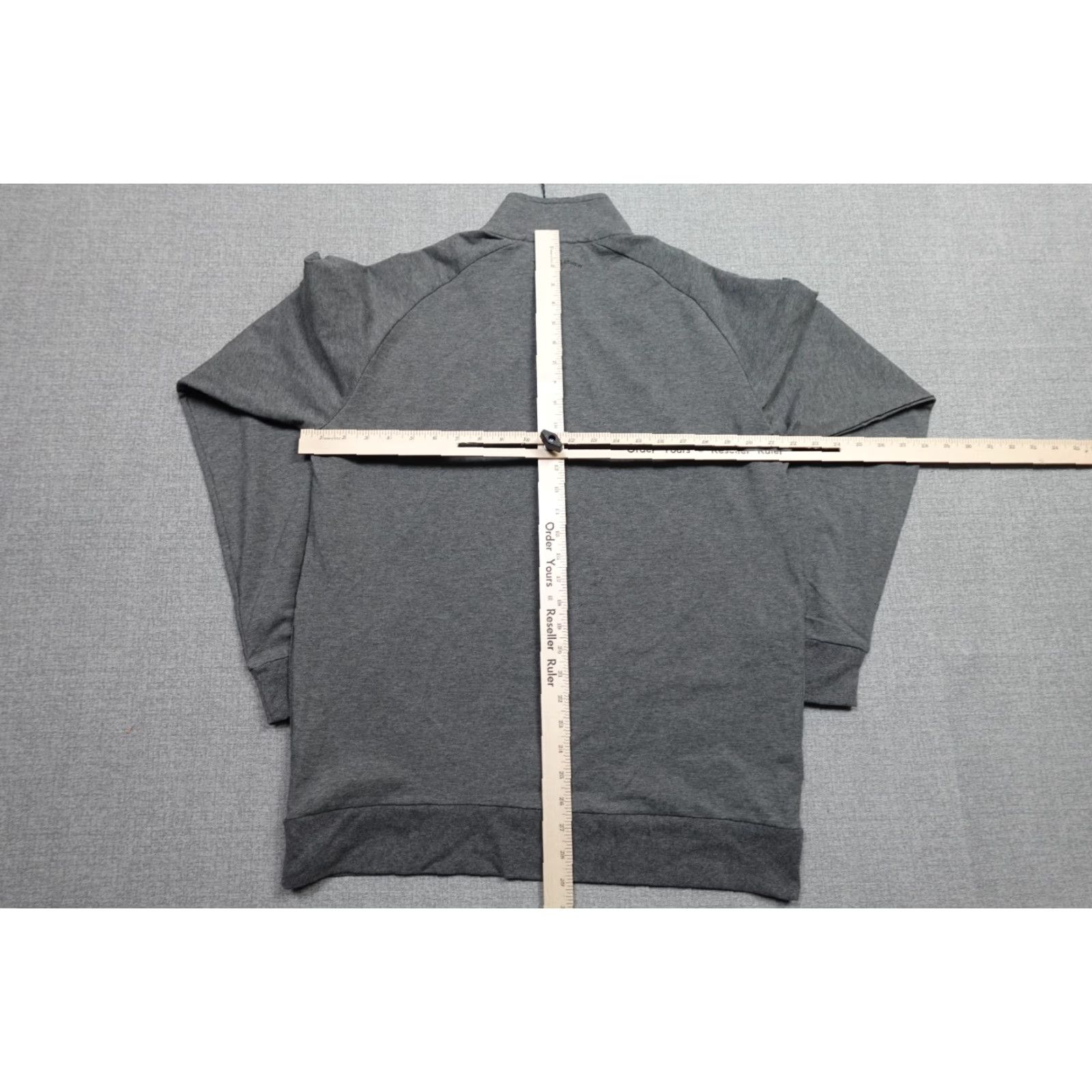TravisMathew Travis Mathew Quater Zip Mens Large Gray Sweater Pullover Golf Performance Wave Size US L / EU 52-54 / 3 - 6 Thumbnail