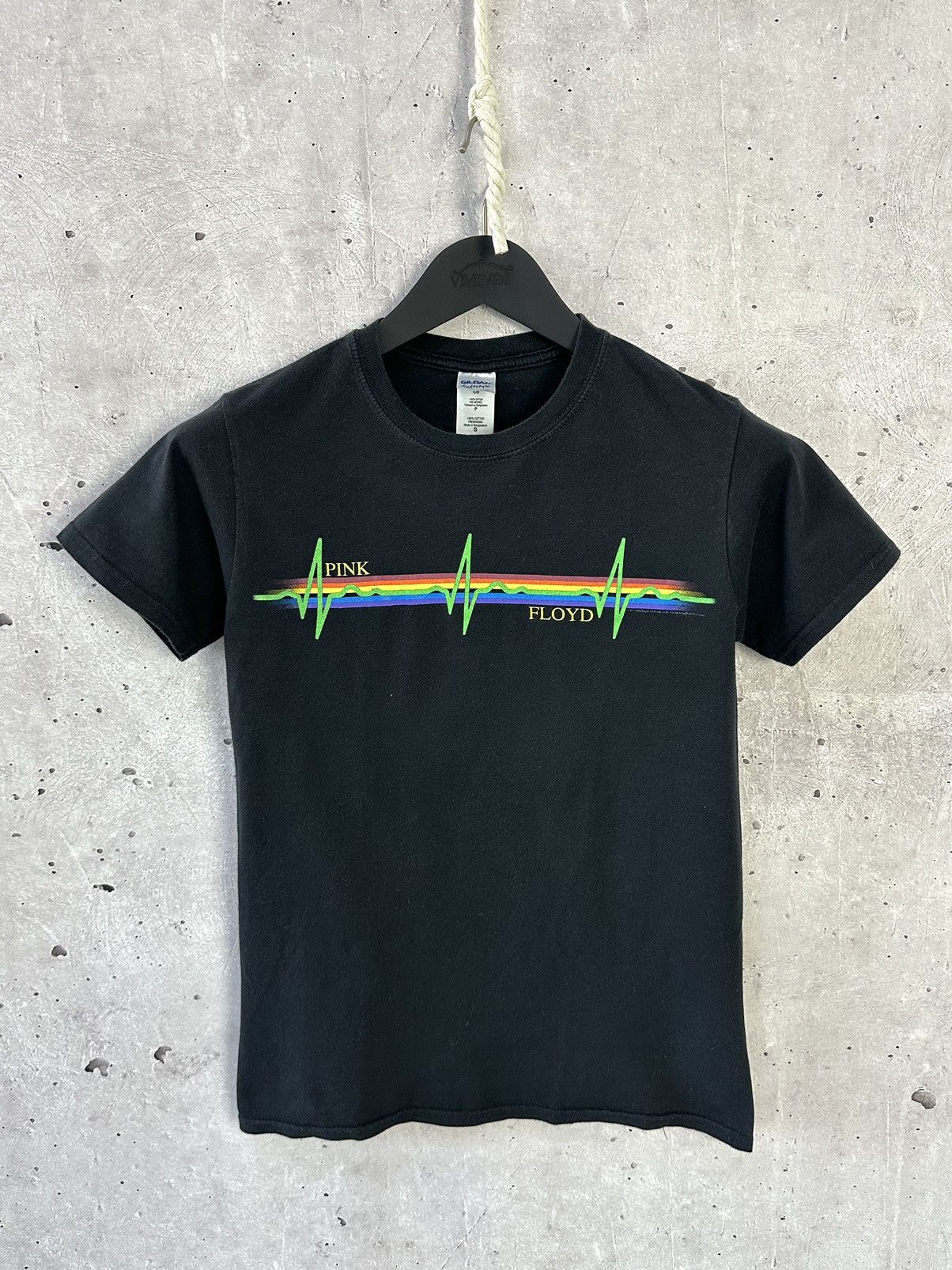 Band Tees Pink Floyd Vintage Printed Black T-shirt Size US S / EU 44-46 / 1 - 1 Thumbnail