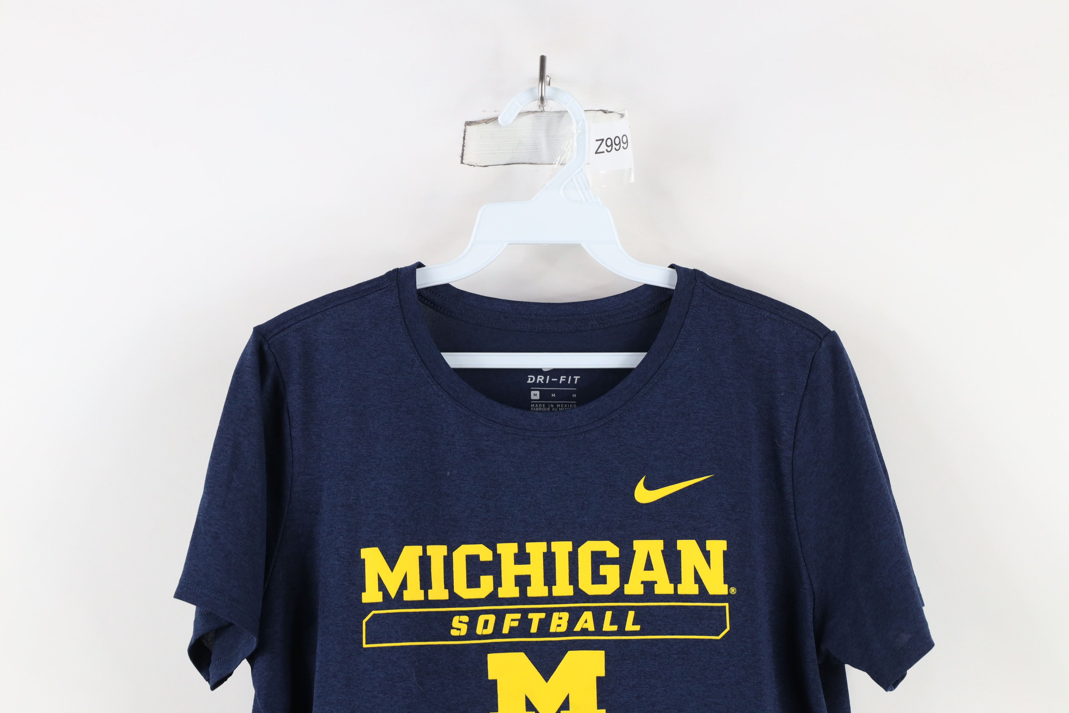 Nike × Vintage Nike Issued University of Michigan Softball T-Shirt Blue Size M / US 6-8 / IT 42-44 - 2 Thumbnail
