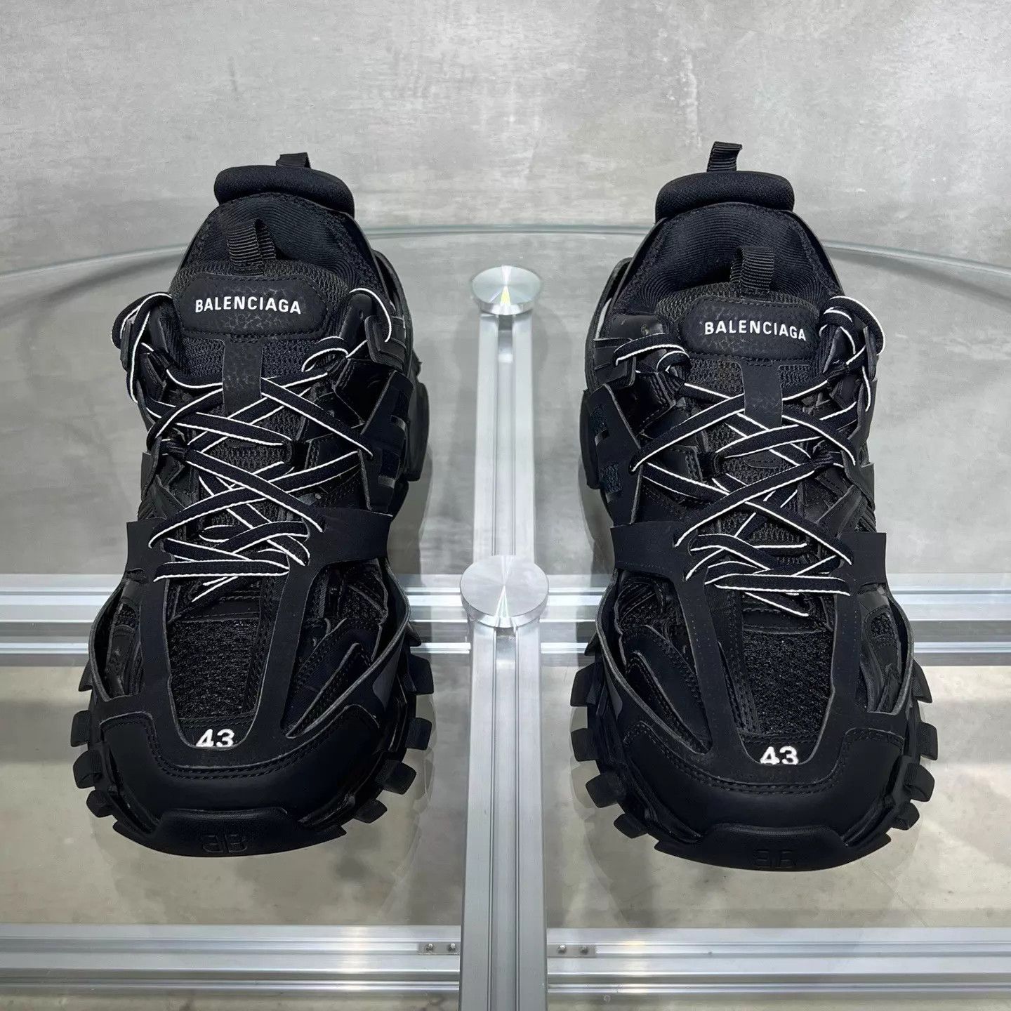 Balenciaga Balenciaga BLCG TRACK Black 43 YH25411 Size US 10 / EU 43 - 1 Thumbnail
