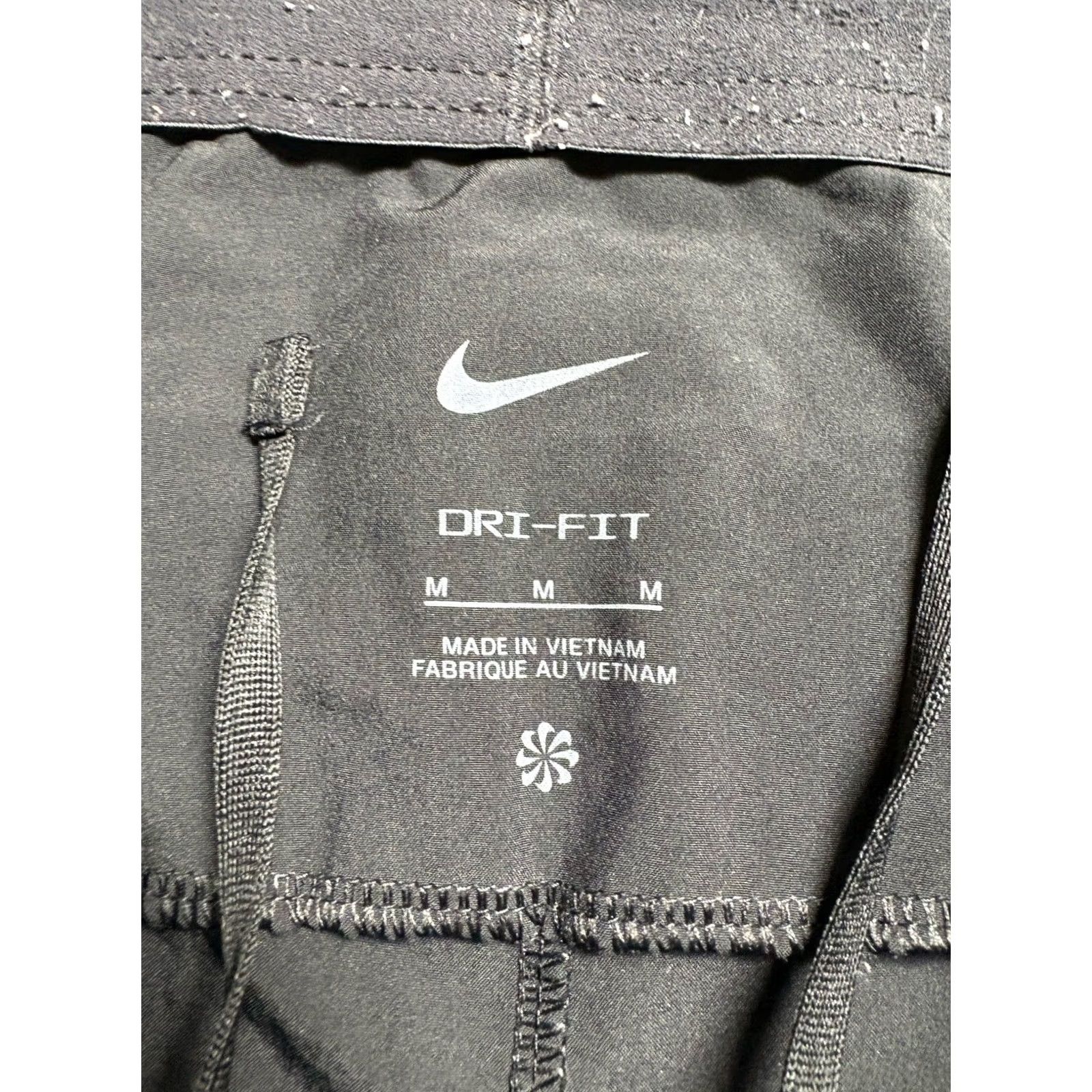 Nike Nike Shorts Mens M Black Challenger Running DV9365 Size US 31 - 2 Thumbnail
