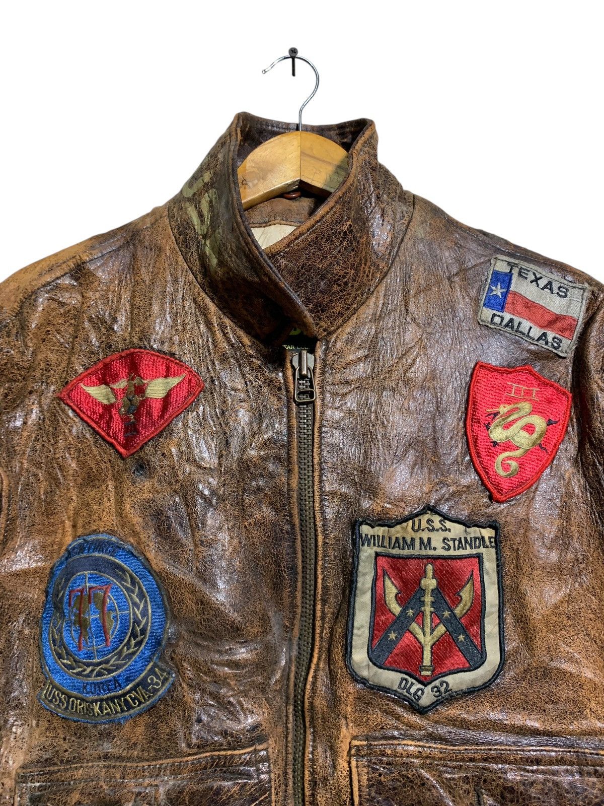 Other 🔥VERY WORN LEATHER USAF FLIGHT JACKETS Size US M / EU 48-50 / 2 - 4 Thumbnail