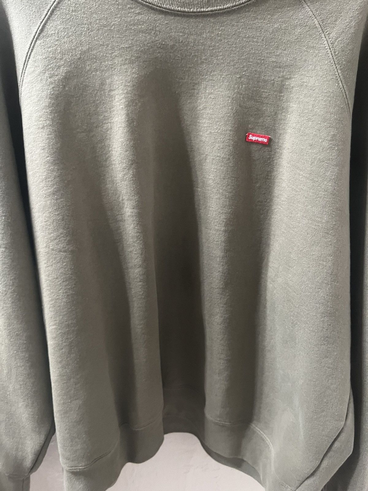 Supreme Olive green supreme crewneck fw22 Size US L / EU 52-54 / 3 - 2 Thumbnail