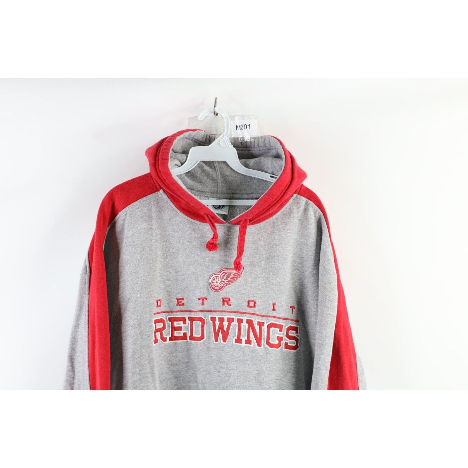 Vintage Vintage Distressed Spell Out Detroit Red Wings Hockey Hoodie Size US XXL / EU 58 / 5 - 2 Thumbnail