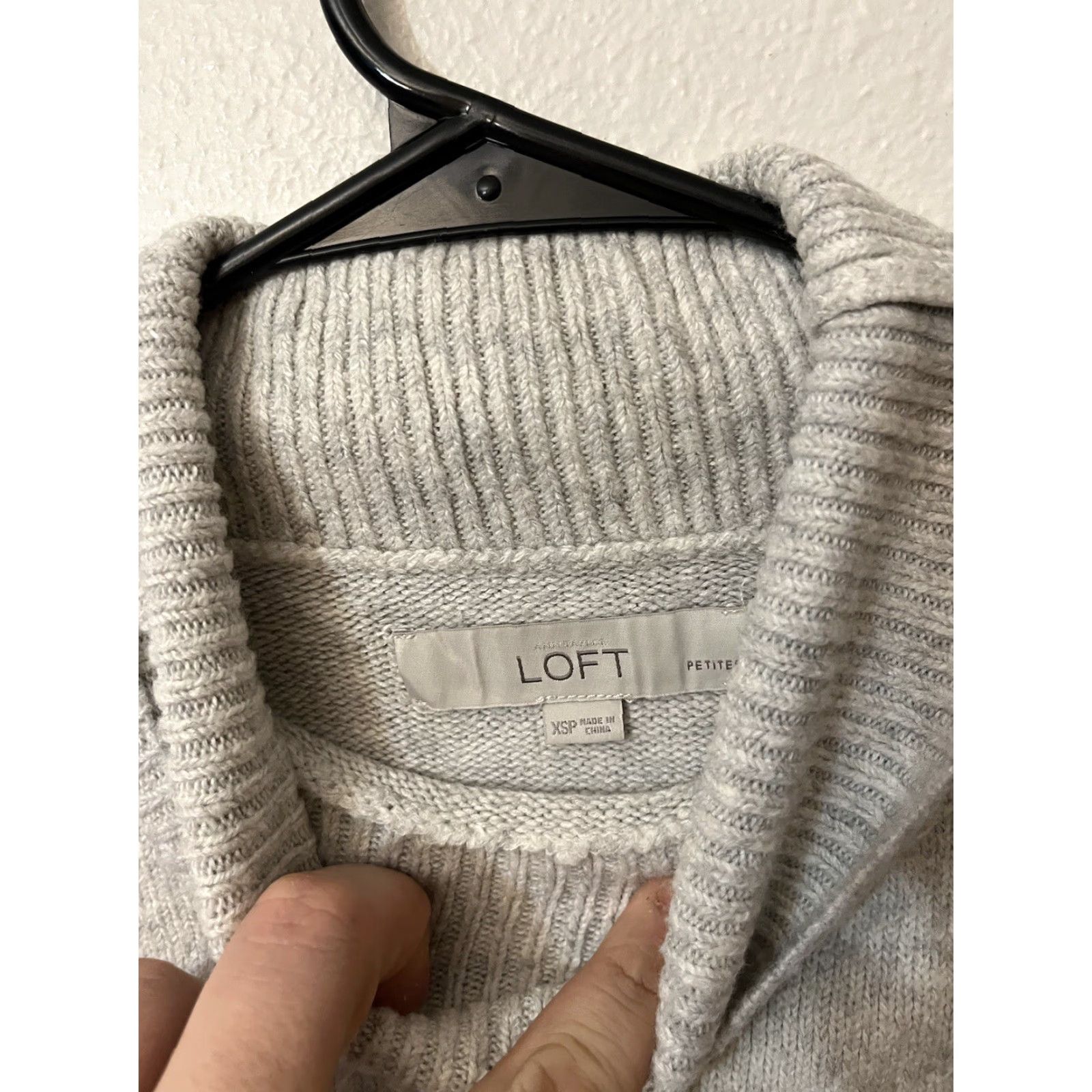 Loft Loft Sweater Women Size XSP Gray Turtleneck Acrylic Blend Fall Size XS / US 0-2 / IT 36-38 - 2 Thumbnail