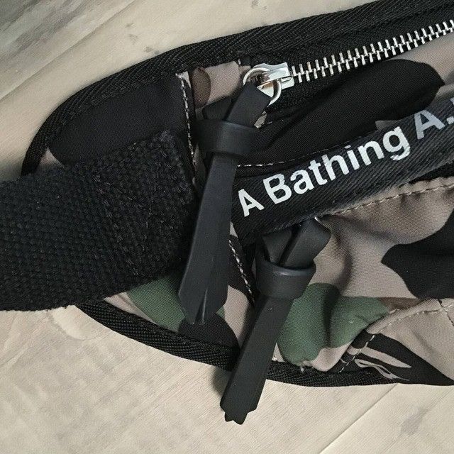 A.P.C. × Bape BAPE × A.P.C. Body Bag a bathing ape BAPE camo Size ONE SIZE - 7 Thumbnail