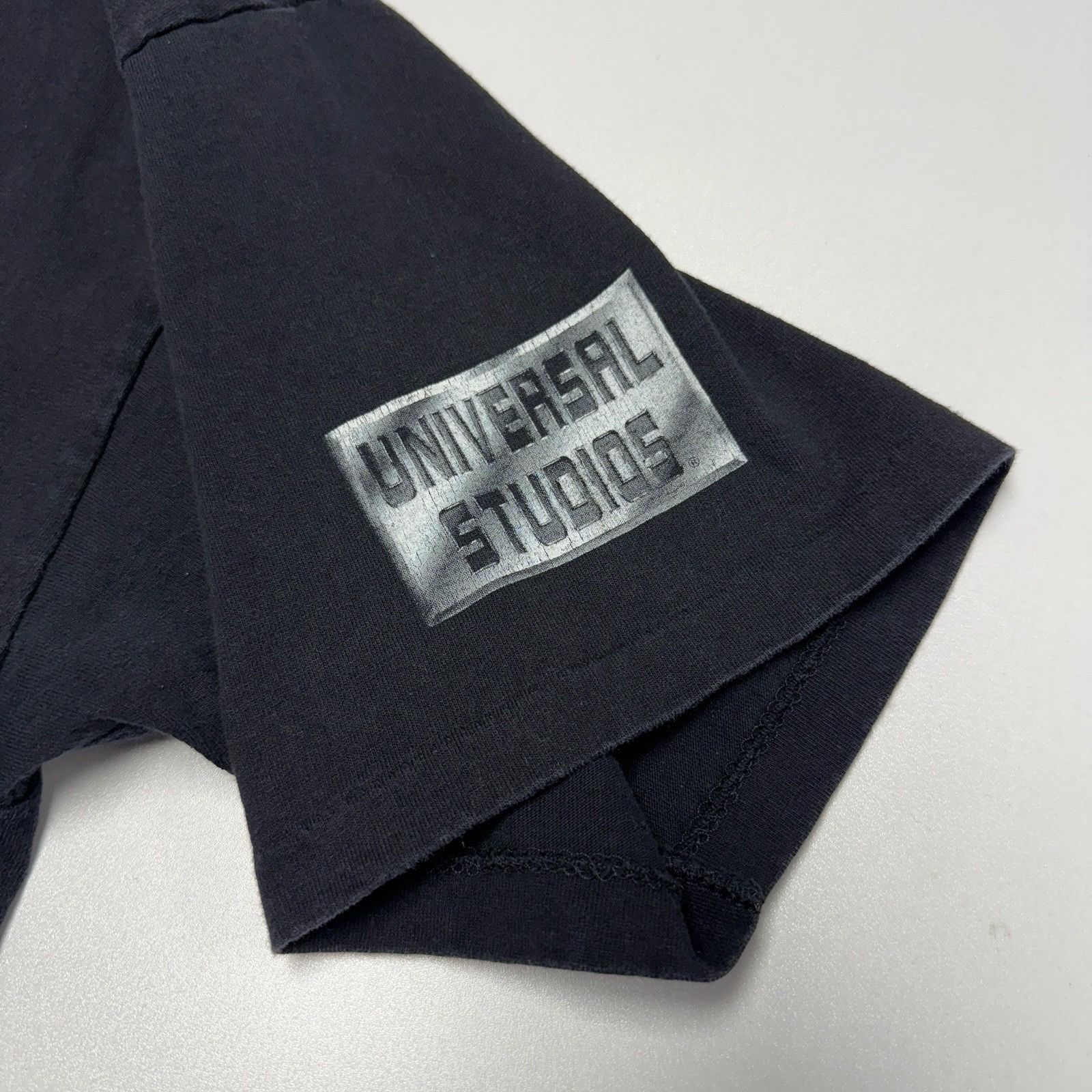 Universal Studios Vintage 90s Terminator 2 Single Stitch T Shirt XL 22x29 Univ Size US XL / EU 56 / 4 - 6 Thumbnail