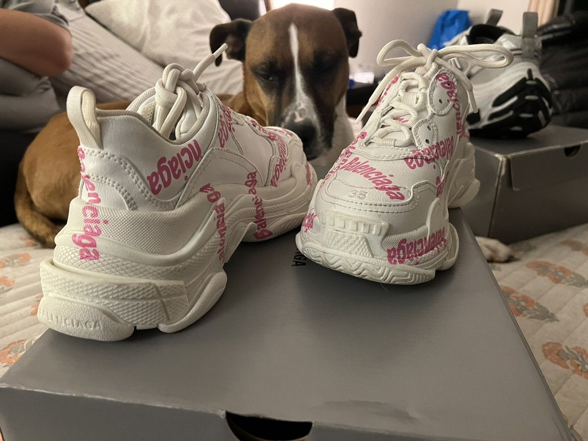 Balenciaga Balenciaga Triple S Large Print All Over in Pink Size US 5 / IT 35 - 6 Thumbnail