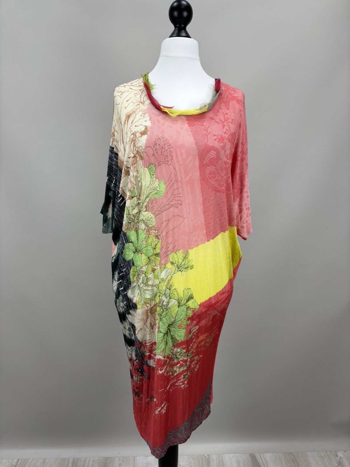 Japanese Brand Womens dresses Save The Queen Size XL Color Multicolor Size XL / US 12-14 / IT 48-50 - 1 Thumbnail