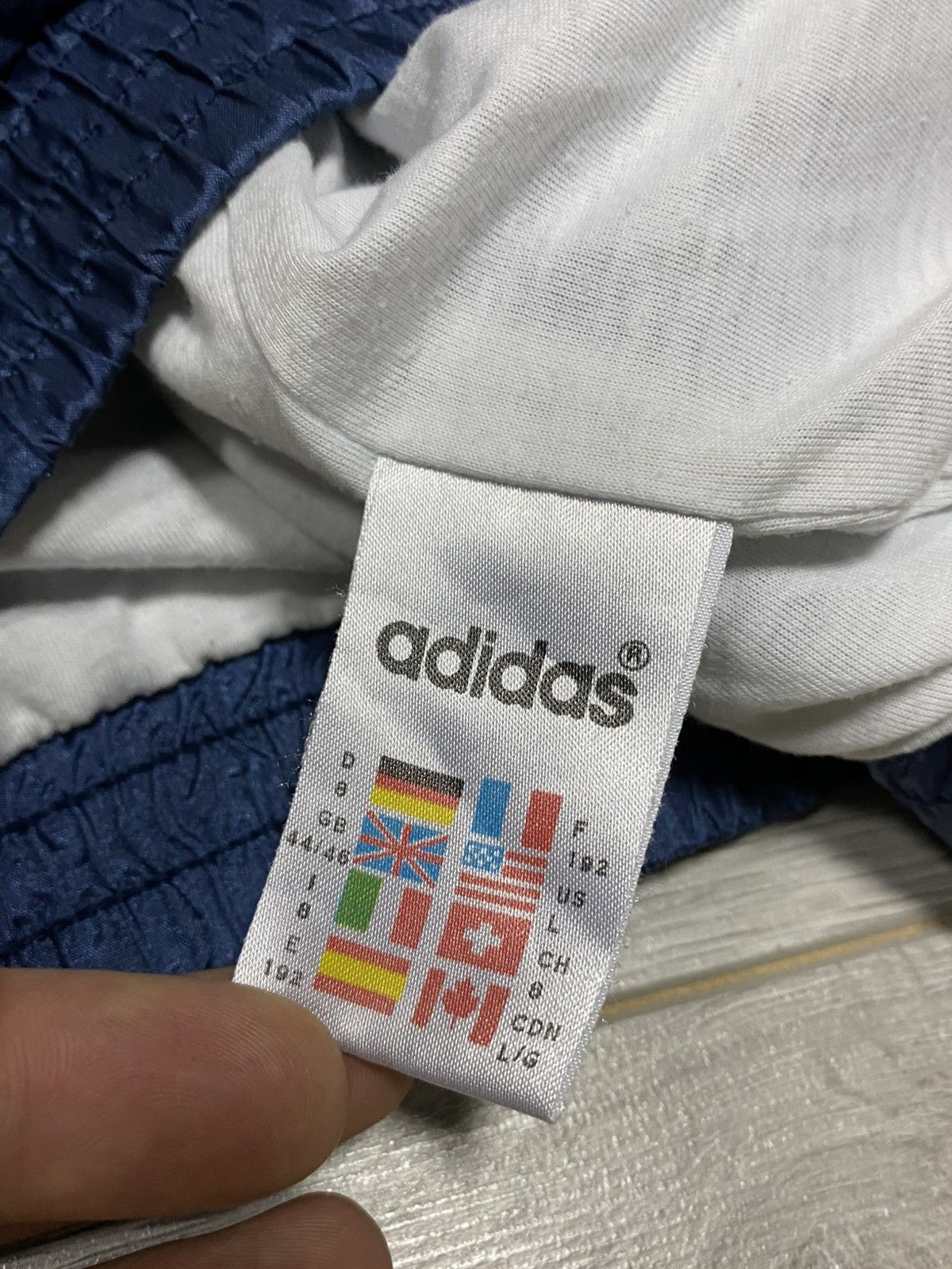Adidas Adidas vintage track suit zip patterns 90s pants jacket Size US L / EU 52-54 / 3 - 10 Thumbnail