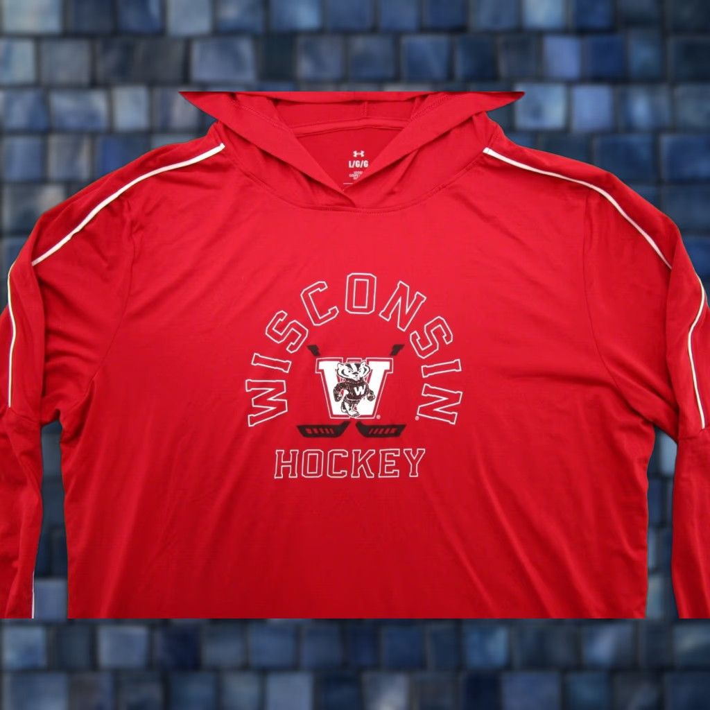 Under Armour VINTAGE Under Armour Wisconsin Badgers Hockey Lightweight Red Hoodie Women's L Size L / US 10 / IT 46 - 1 Thumbnail