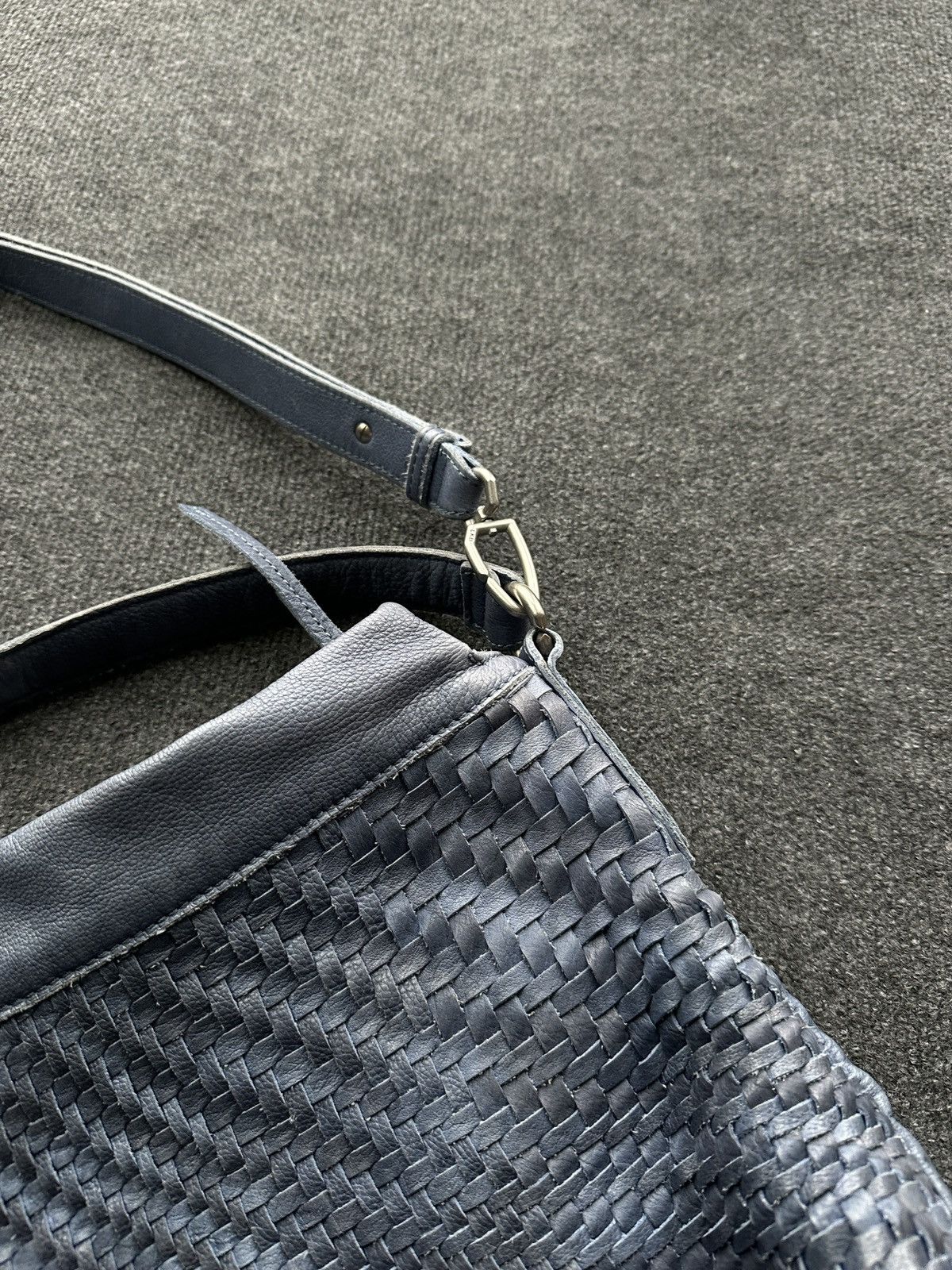 LIEBESKIND BERLIN 🚨Y2K AVANT-GARDE 🚨Bottega style Germany hand bag Y2K 90s Size ONE SIZE - 4 Thumbnail
