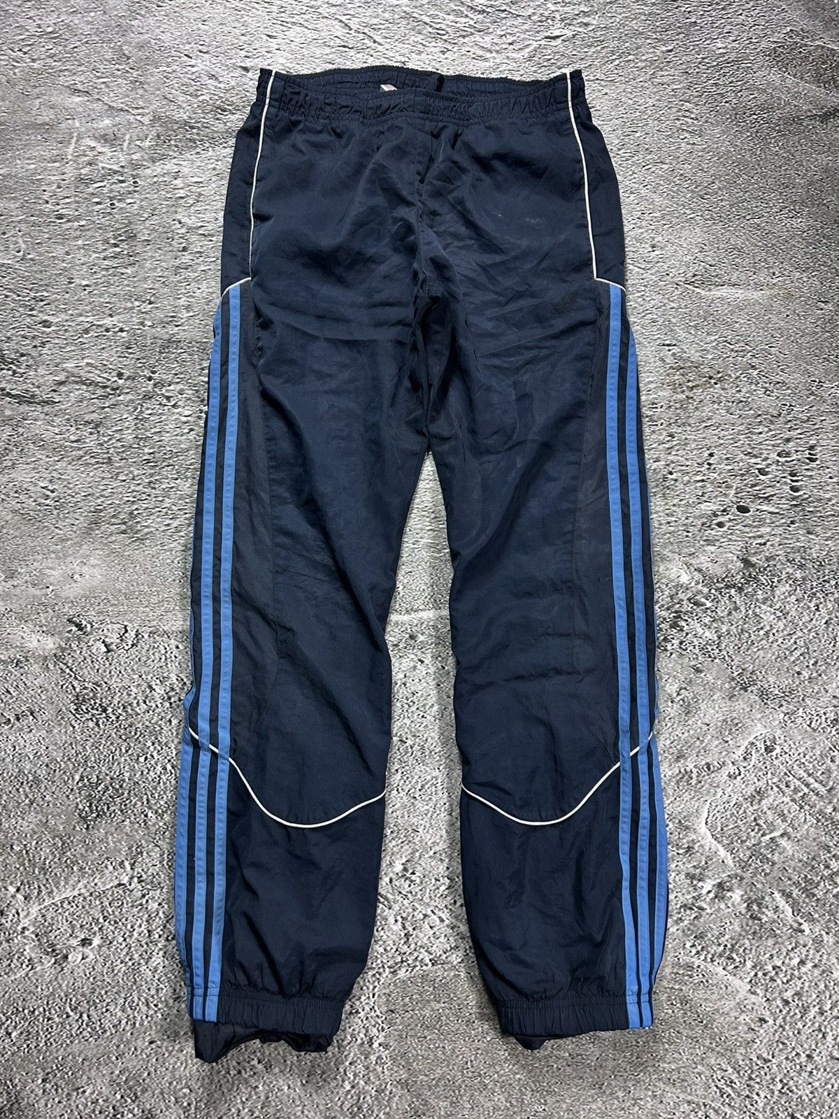 Adidas × Vintage Adidas vintage navy track pants small logo 2000s Size US 28 / EU 44 - 1 Thumbnail
