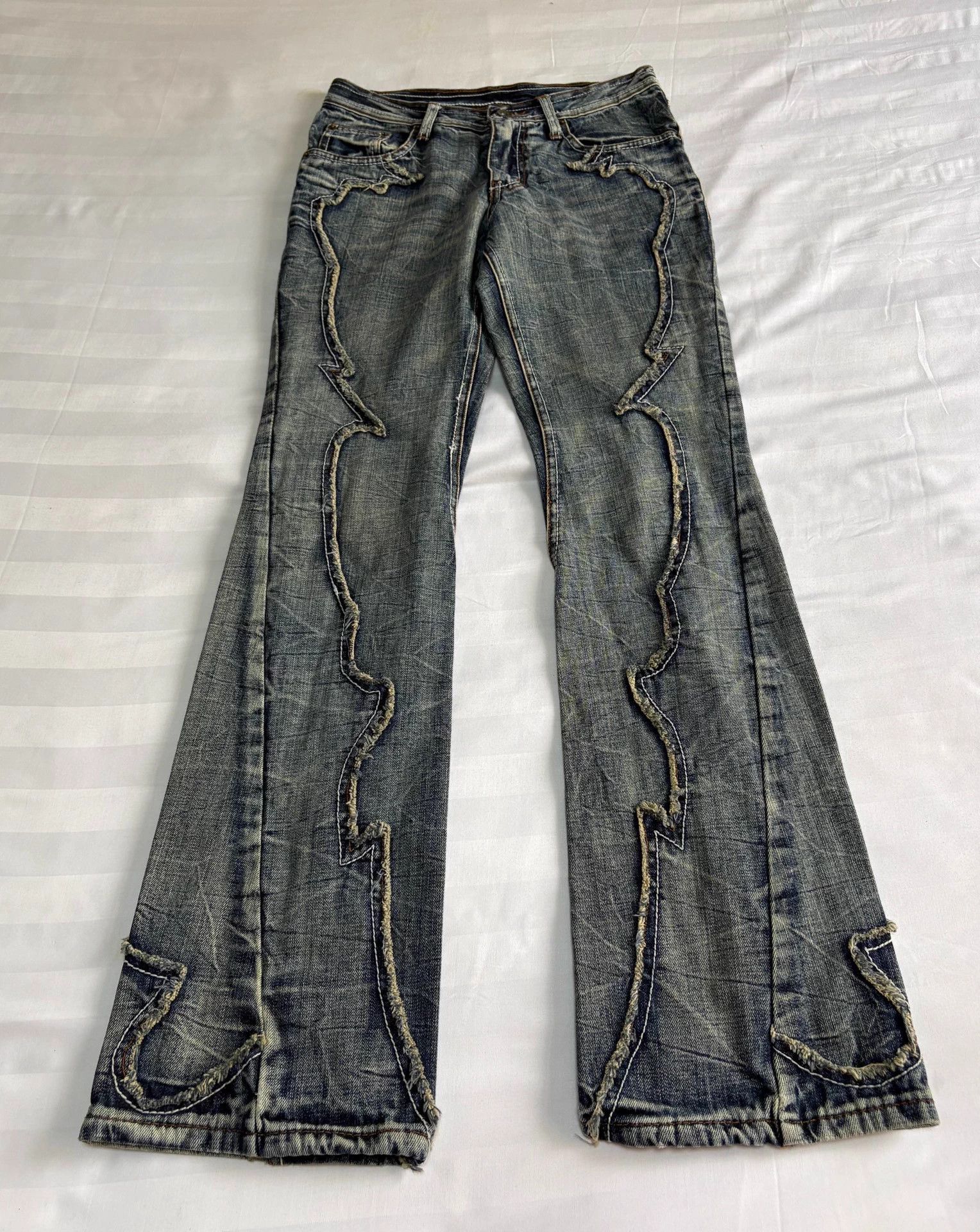 semanticdesign Semanticdesign Jpn Vintage Paneled Distressed Jeweled Denim Size US 29 - 4 Thumbnail