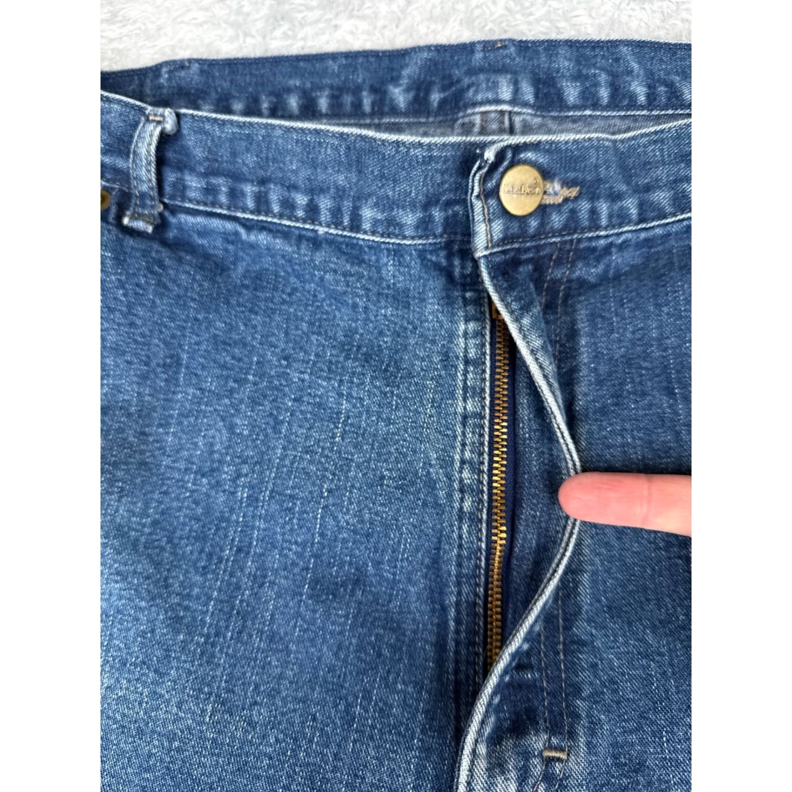 Vintage VINTAGE LL Bean Jeans Mens 40 Blue Denim 100% Cotton Distressed Carpenter 38x27 Size US 32 / EU 48 - 5 Thumbnail