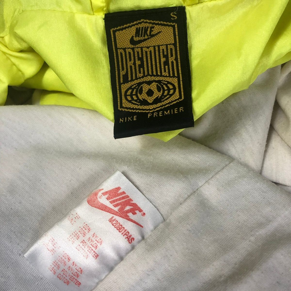 Nike Mens Nike Vintage Premier Jacket Size S Size US S / EU 44-46 / 1 - 4 Thumbnail