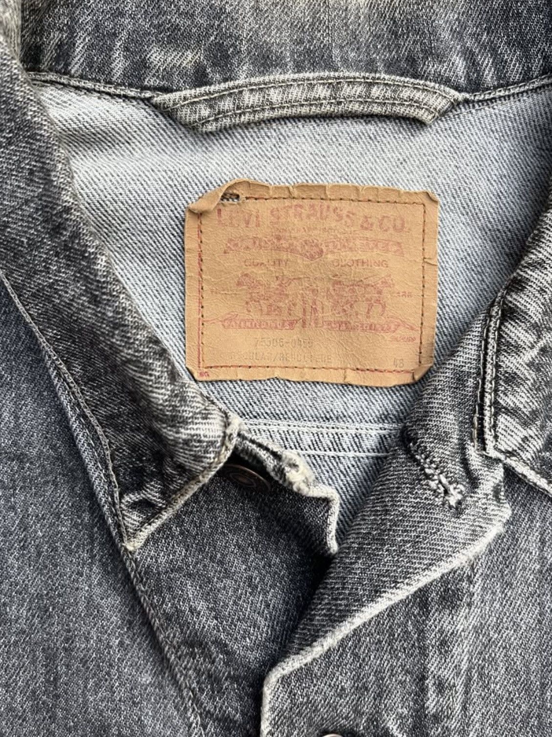 Levi's Vintage Clothing Levi’s Vintage Denim Jacket Size US XL / EU 56 / 4 - 4 Thumbnail