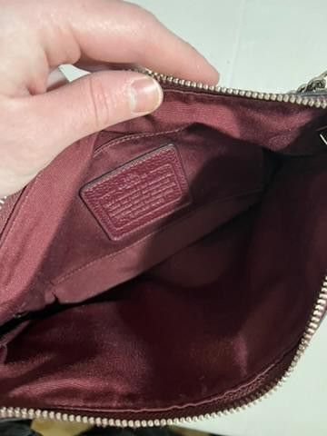 Coach Stylish Coach Burgundy Leather Crossbody Bag Size ONE SIZE - 9 Thumbnail