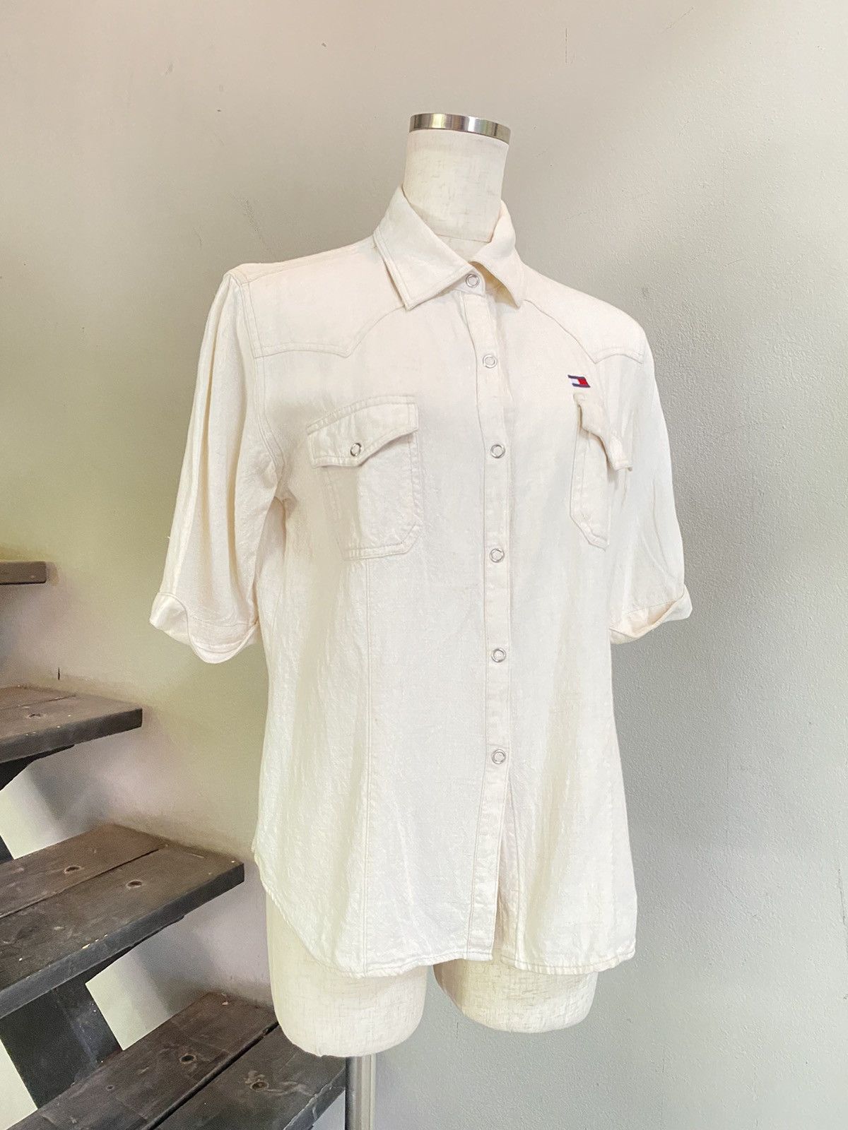 Tommy Hilfiger Tommy Hilfiger Off-White Shirt Size S / US 4 / IT 40 - 8 Thumbnail