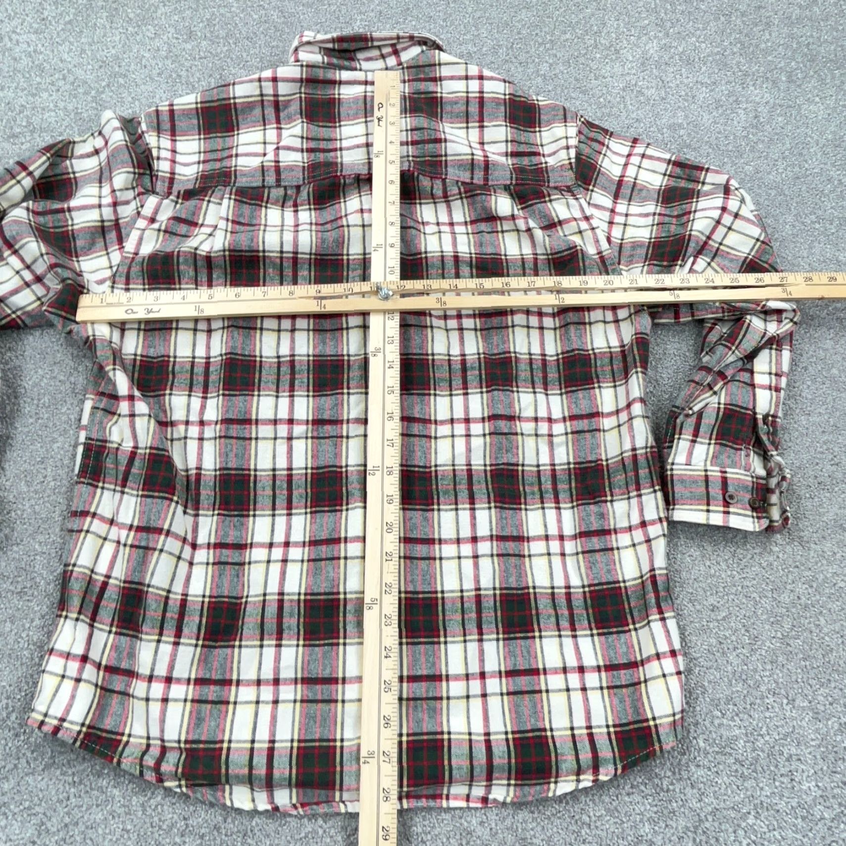 Eddie Bauer VINTAGE Eddie Bauer Flannel Shirt Men Small White Red Plaid Button Up Camp Hiking Adult Size US S / EU 44-46 / 1 - 5 Thumbnail