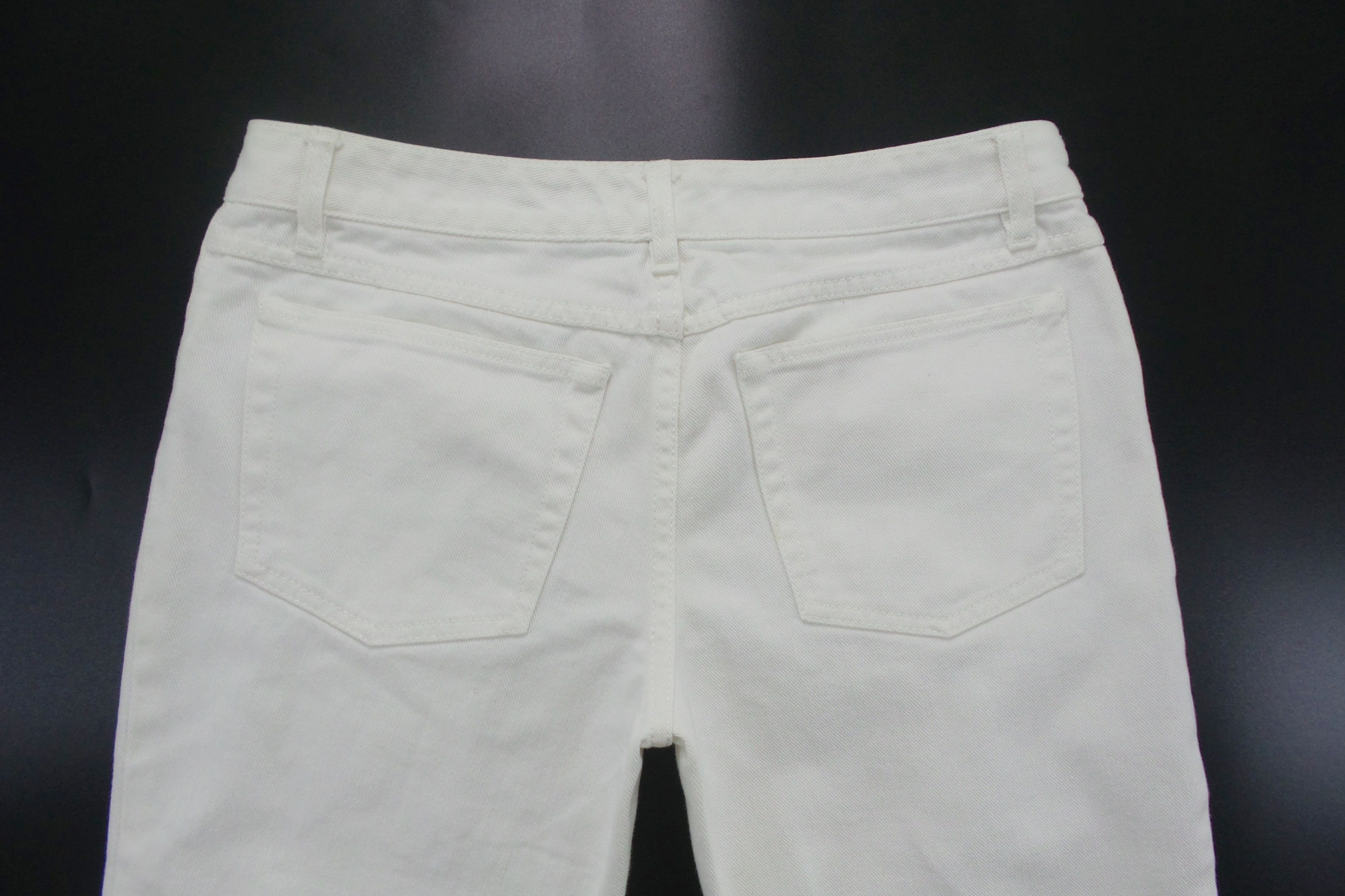Gucci FOR HER Gucci Italy Plain White Jeans W15xL39 Size 30" / US 8 / IT 44 - 13 Thumbnail