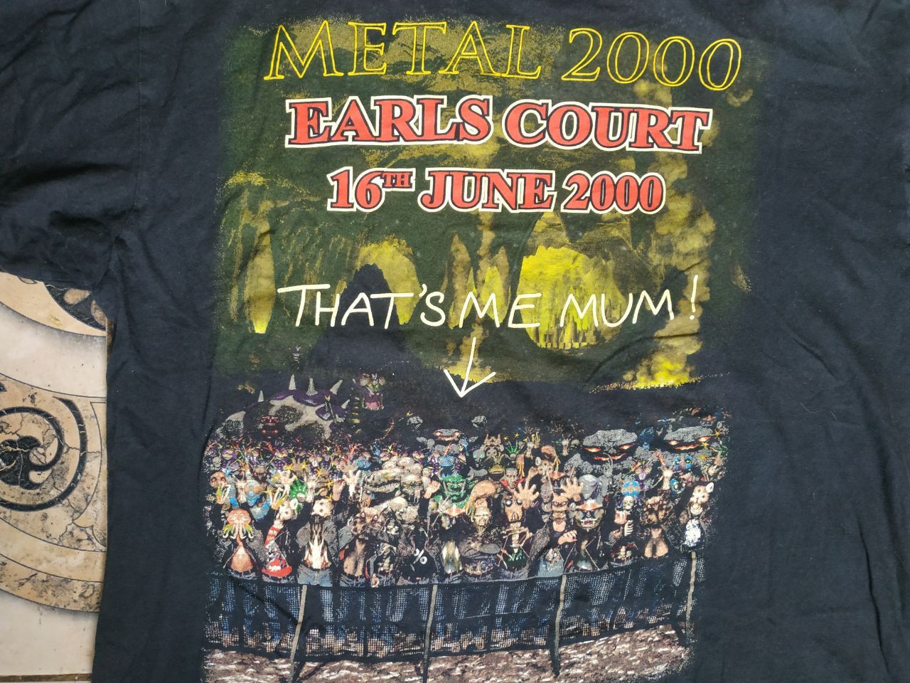 Iron Maiden Iron Maiden — 2000 Earls Court "That's Me Mum" Tee Vintage Size US M / EU 48-50 / 2 - 14 Thumbnail