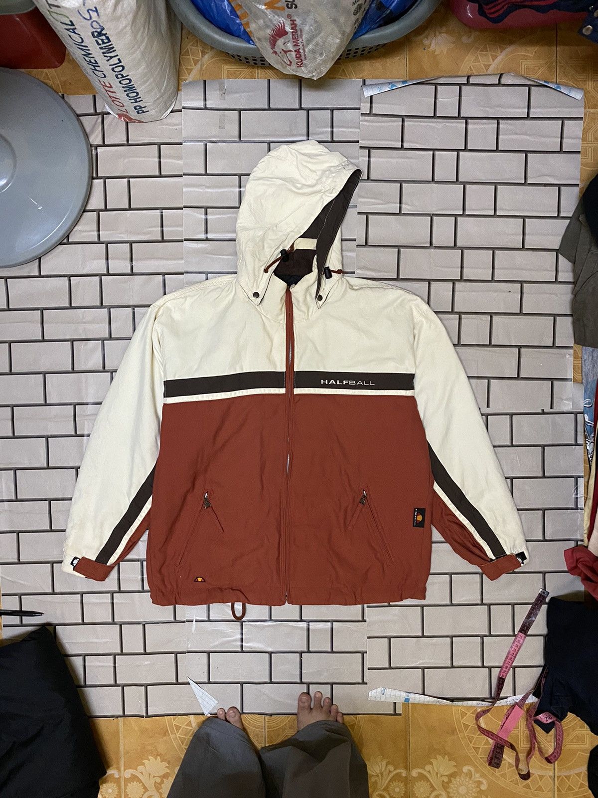 Ellesse JACKET ELLESSE HALFBALL Size US L / EU 52-54 / 3 - 2 Thumbnail