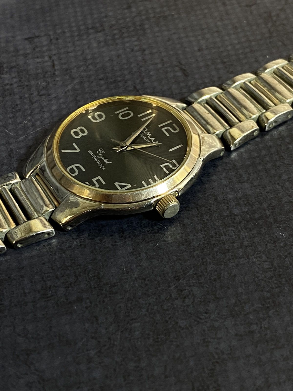 Japanese Brand × Vintage Omax Dark Dial Quartz Watch Japanese Brand Size ONE SIZE - 8 Thumbnail