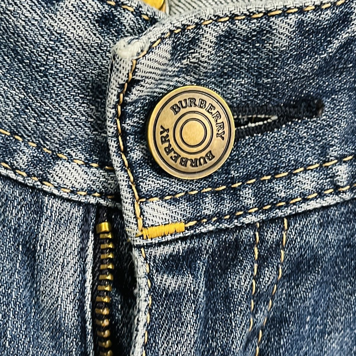 Burberry Vintage Burberry Italy Denim Jeans Size 34" / US 12 / IT 48 - 10 Thumbnail