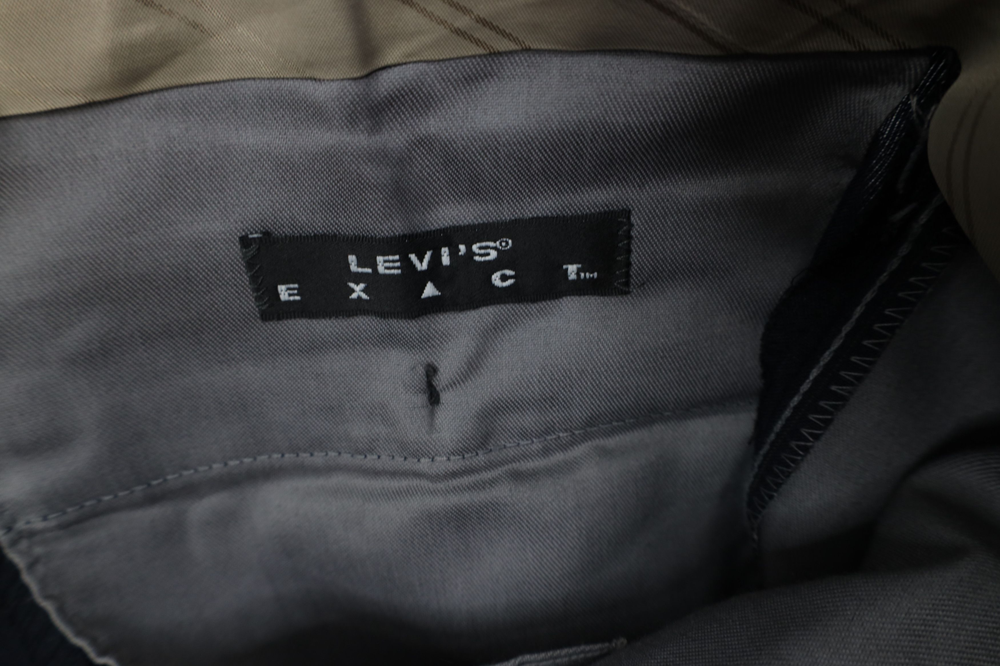 Levi's Vintage 90s Levis Pinstriped Wool Knit Chino Pants Trousers Size US 32 / EU 48 - 8 Thumbnail