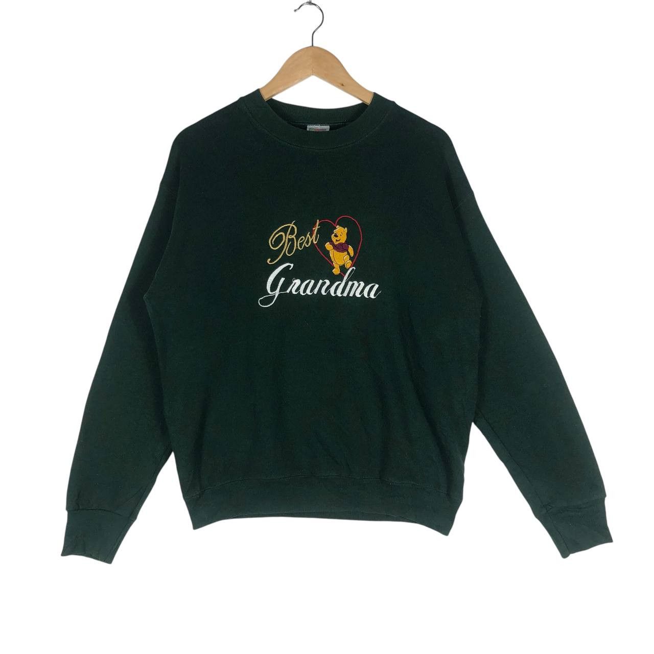 Disney Vintage Disney Winnie The Pooh Best Grandma Sweatshirt Size US M / EU 48-50 / 2 - 1 Thumbnail