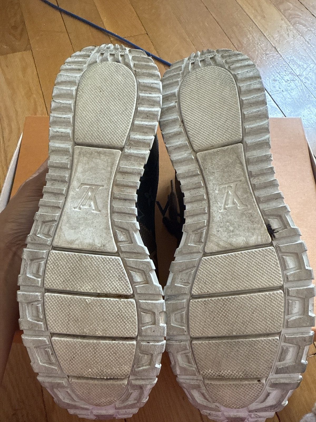 Louis Vuitton LV run away sneaker ‘tri-color’ Size US 7.5 / EU 40-41 - 3 Thumbnail