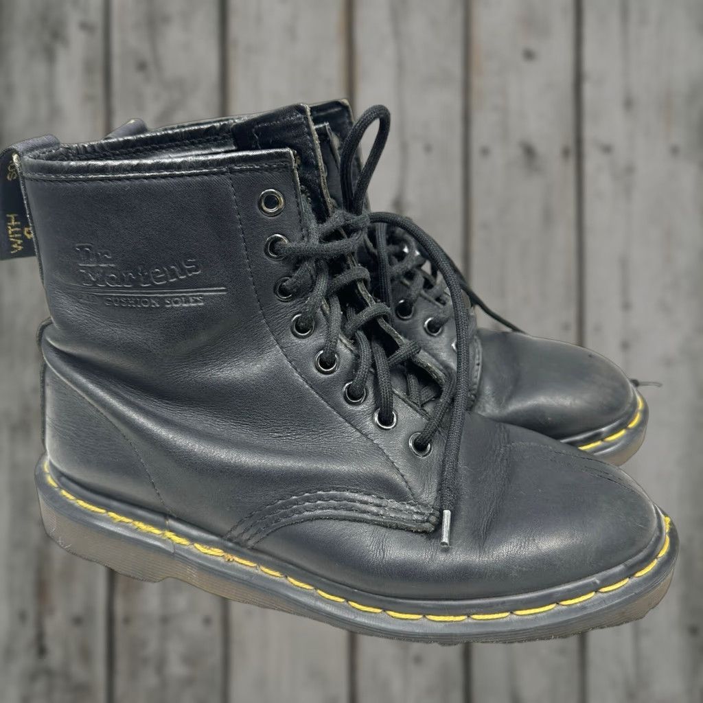 VINTAGE Dr. Martens 1460 Combat Boots Women's UK 6 Leather Black 90s Style Ankle Mid Cut Boots