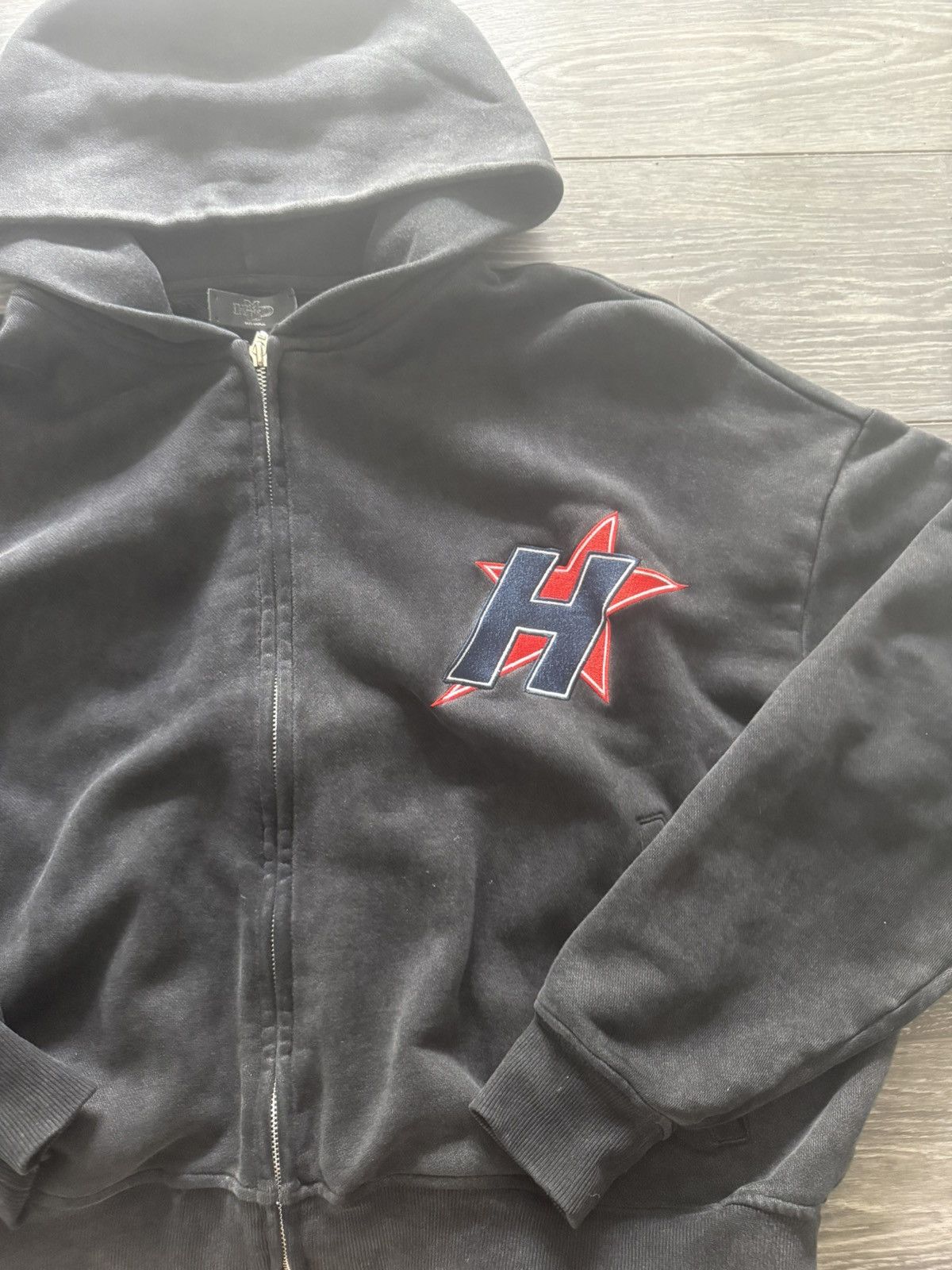 HMDD × The GV Gallery HMDD H-Star Zip-up Size US S / EU 44-46 / 1 - 3 Thumbnail
