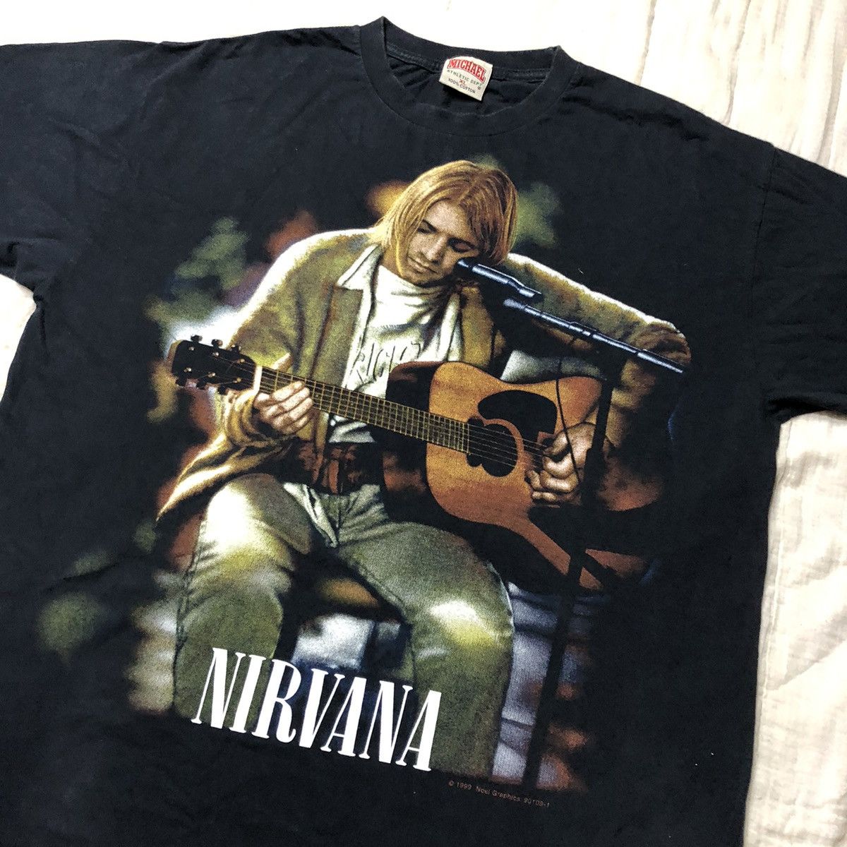 Band Tees Vintage 1999 Nirvana Kurt Cobain Rare ERD GRUNGE T Shirt Size US XL / EU 56 / 4 - 1 Thumbnail