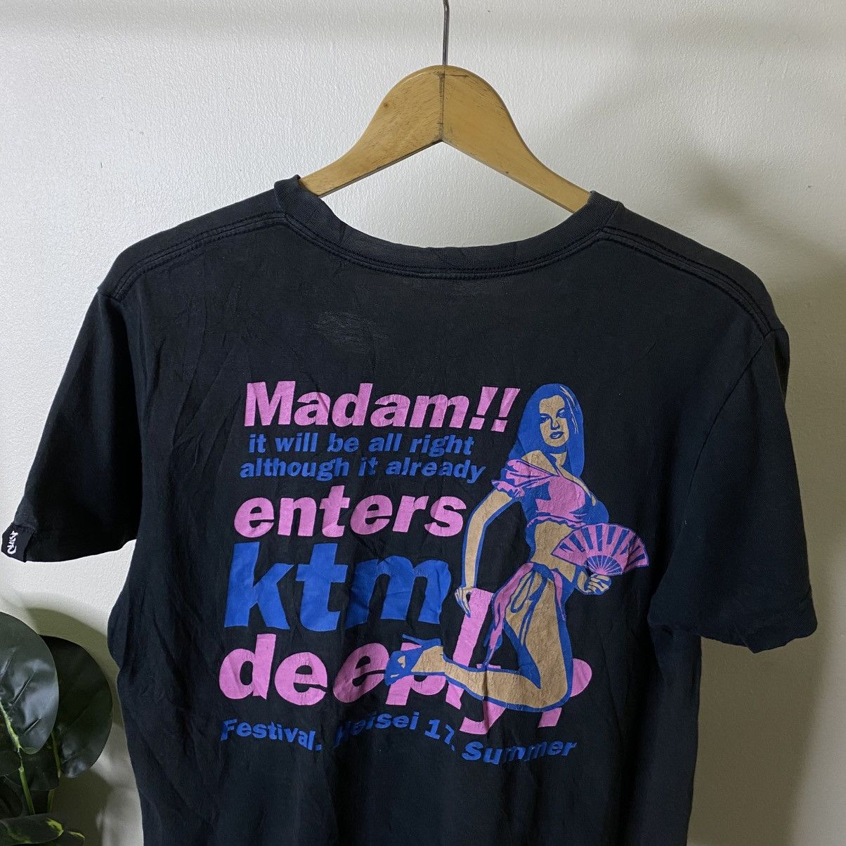 Hysteric Glamour KTM Sexy Graphic Hysterics Glamour Style T Shirt Size US M / EU 48-50 / 2 - 2 Thumbnail